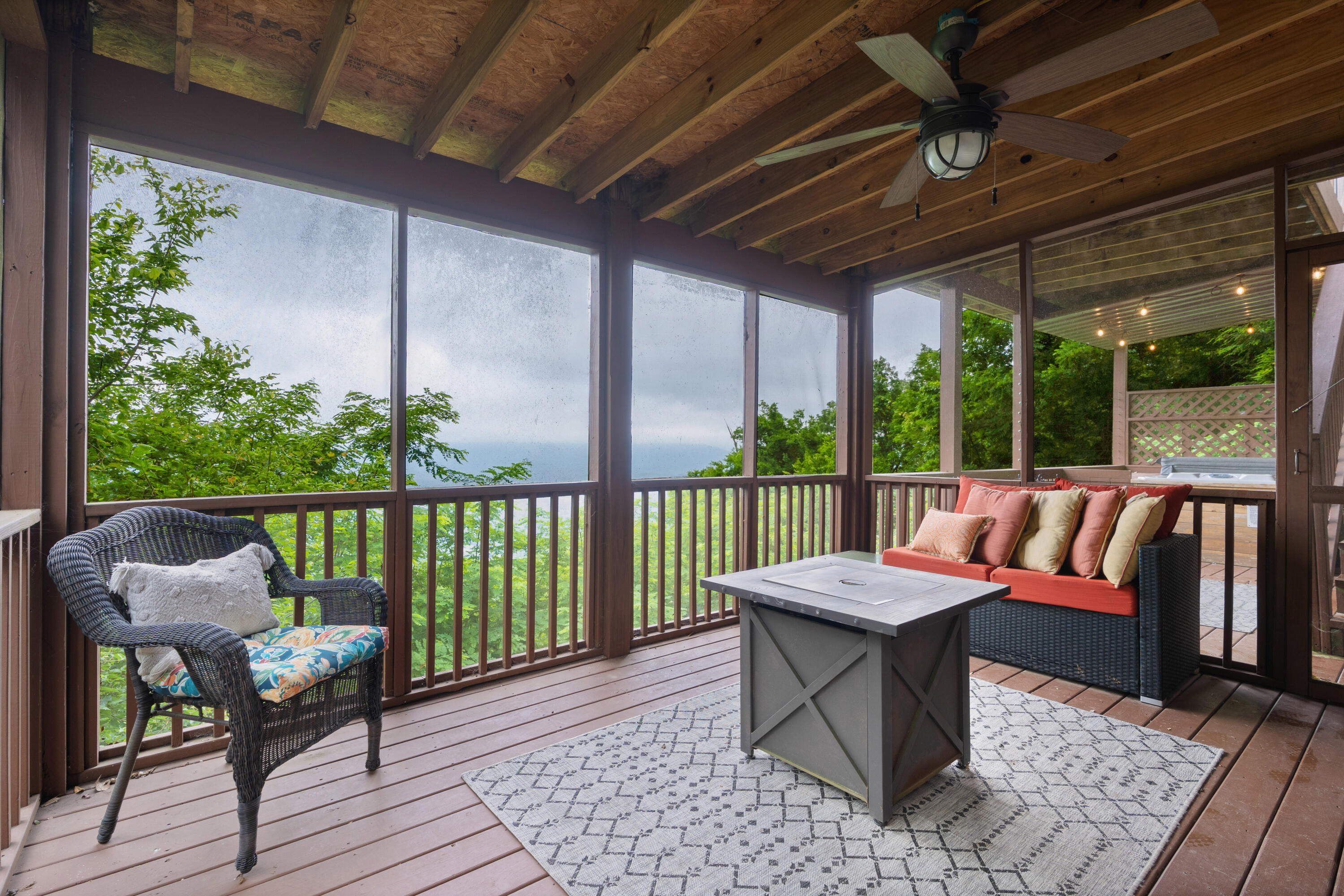 9311 Scenic Highway