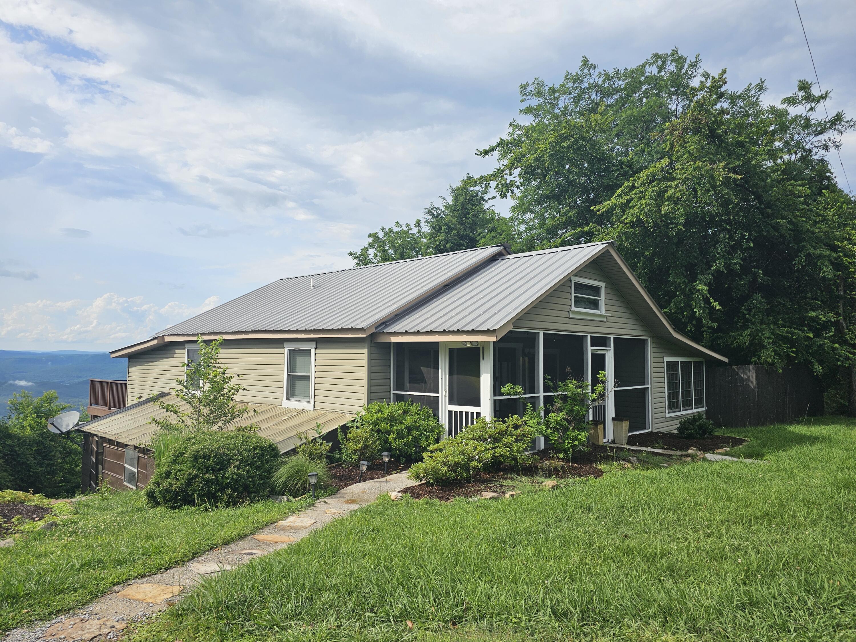 9311 Scenic Highway