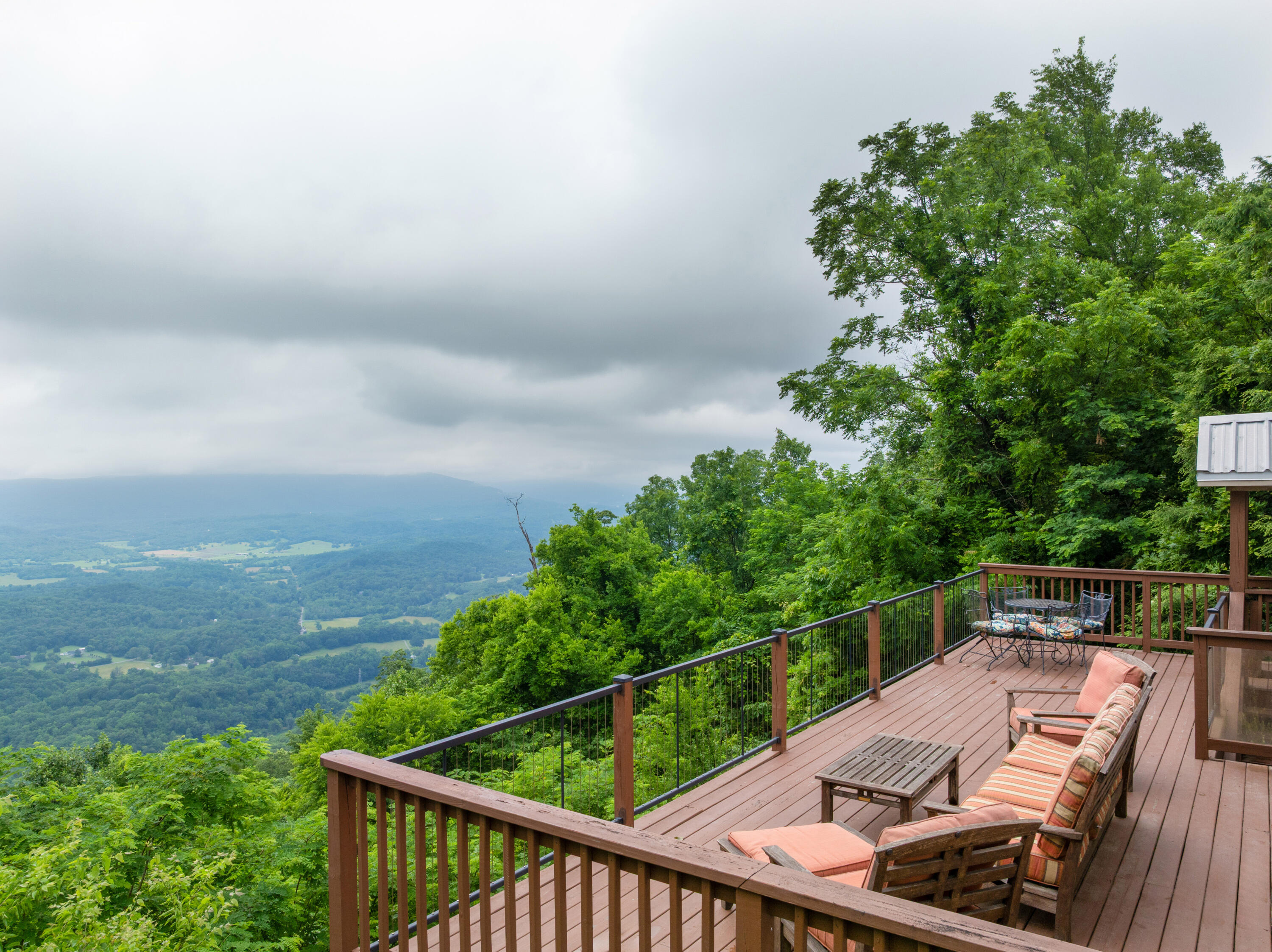 9311 Scenic Highway