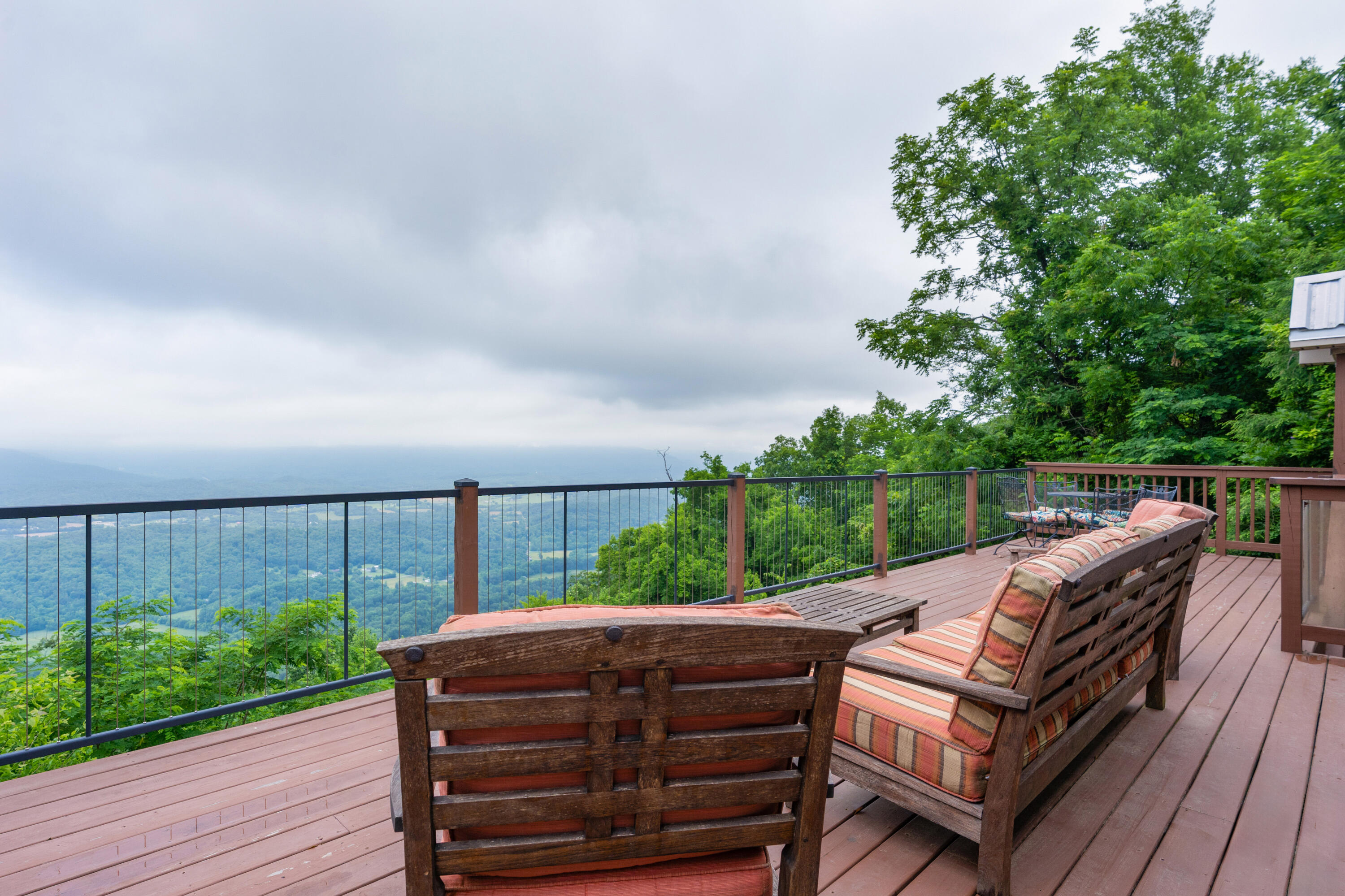 9311 Scenic Highway