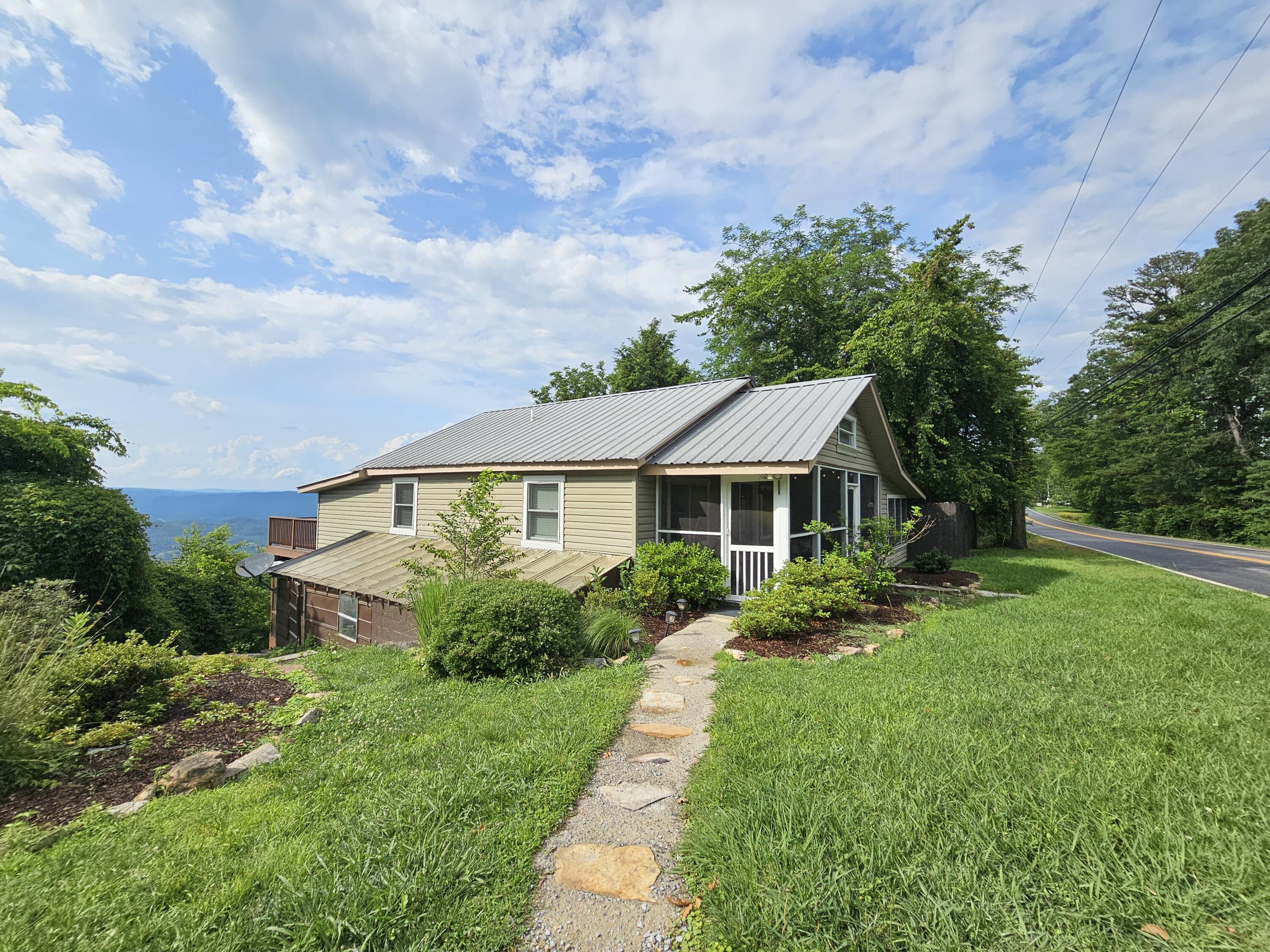 9311 Scenic Highway