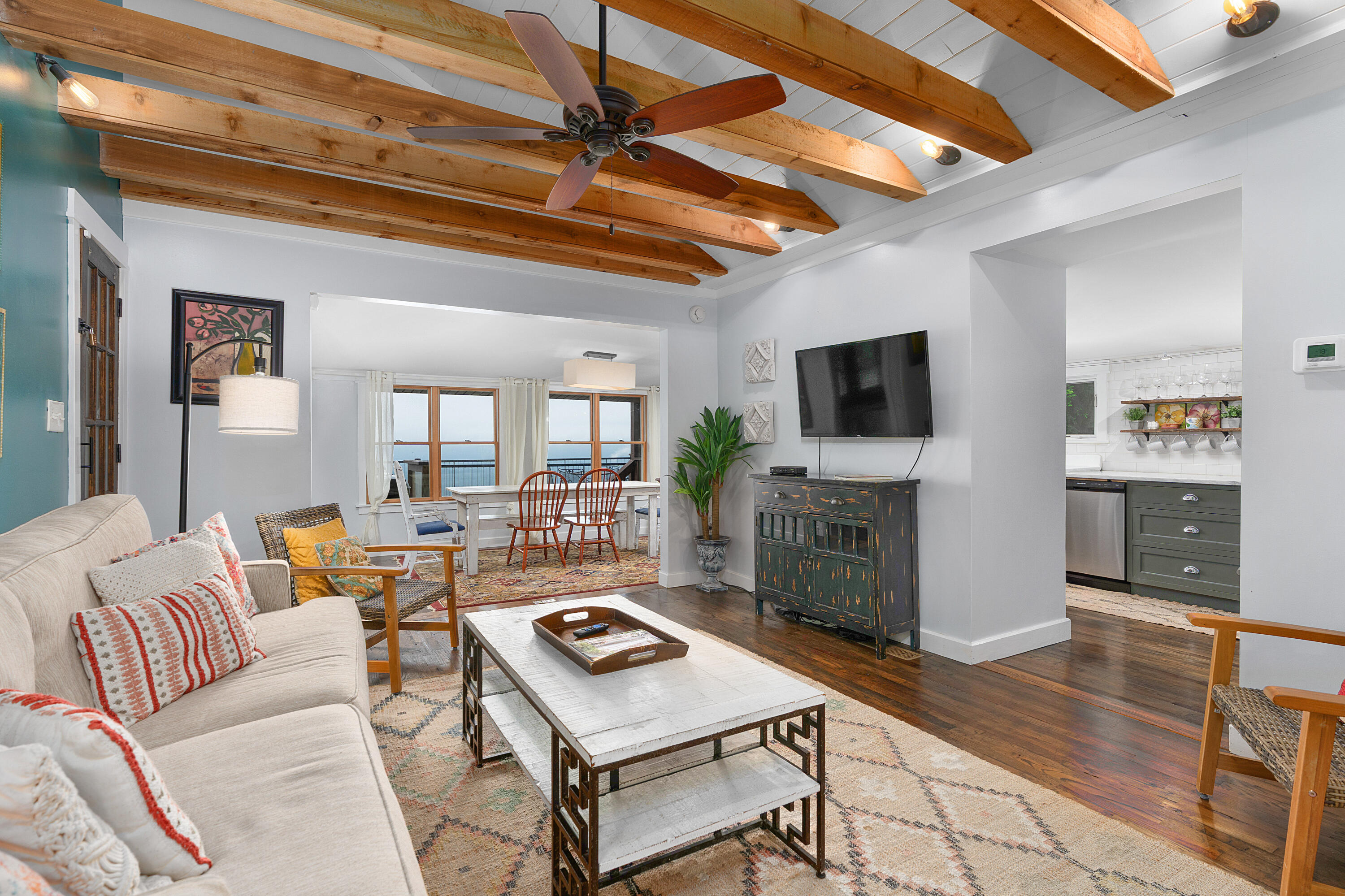 9311 Scenic Highway