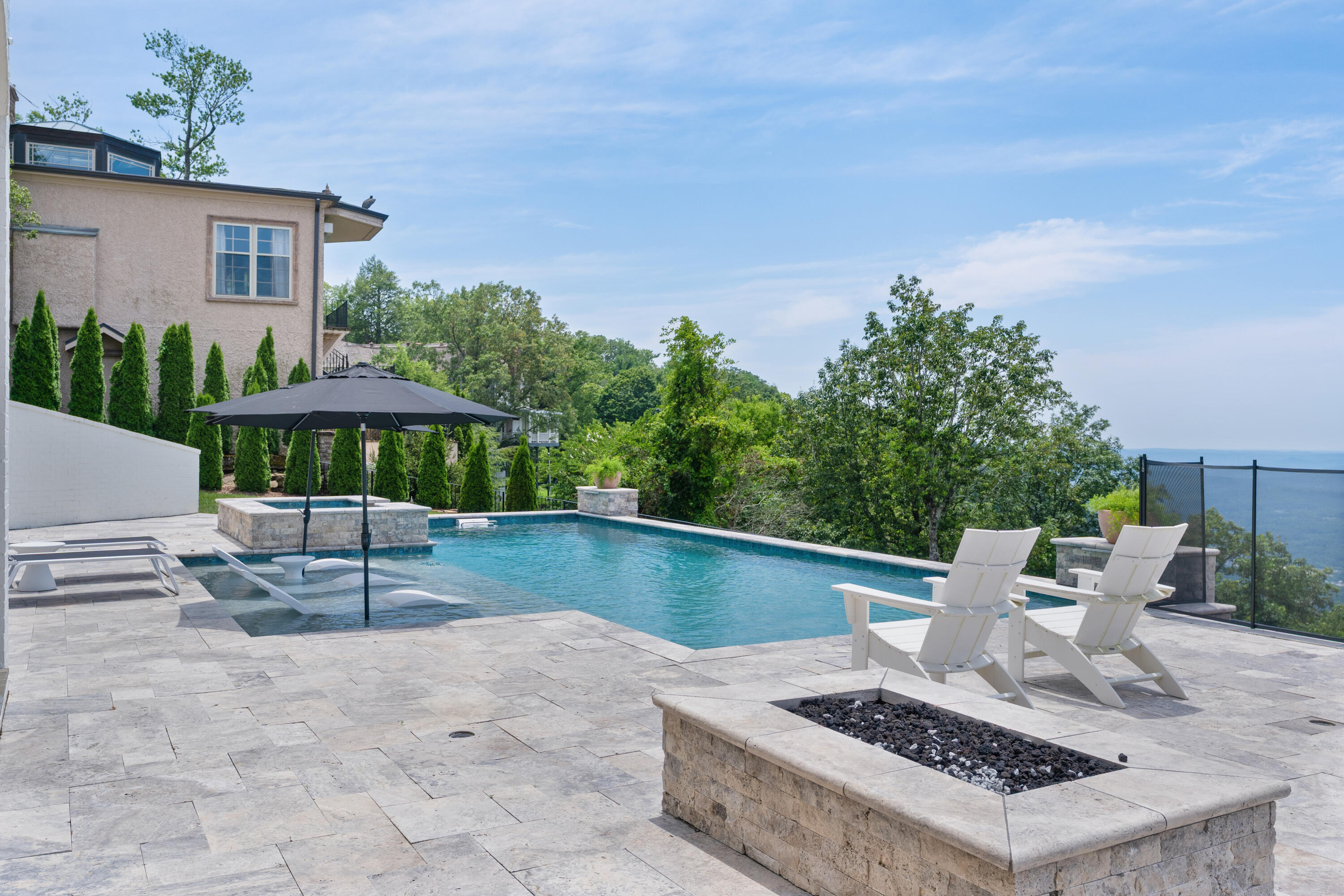 802 W Brow Road