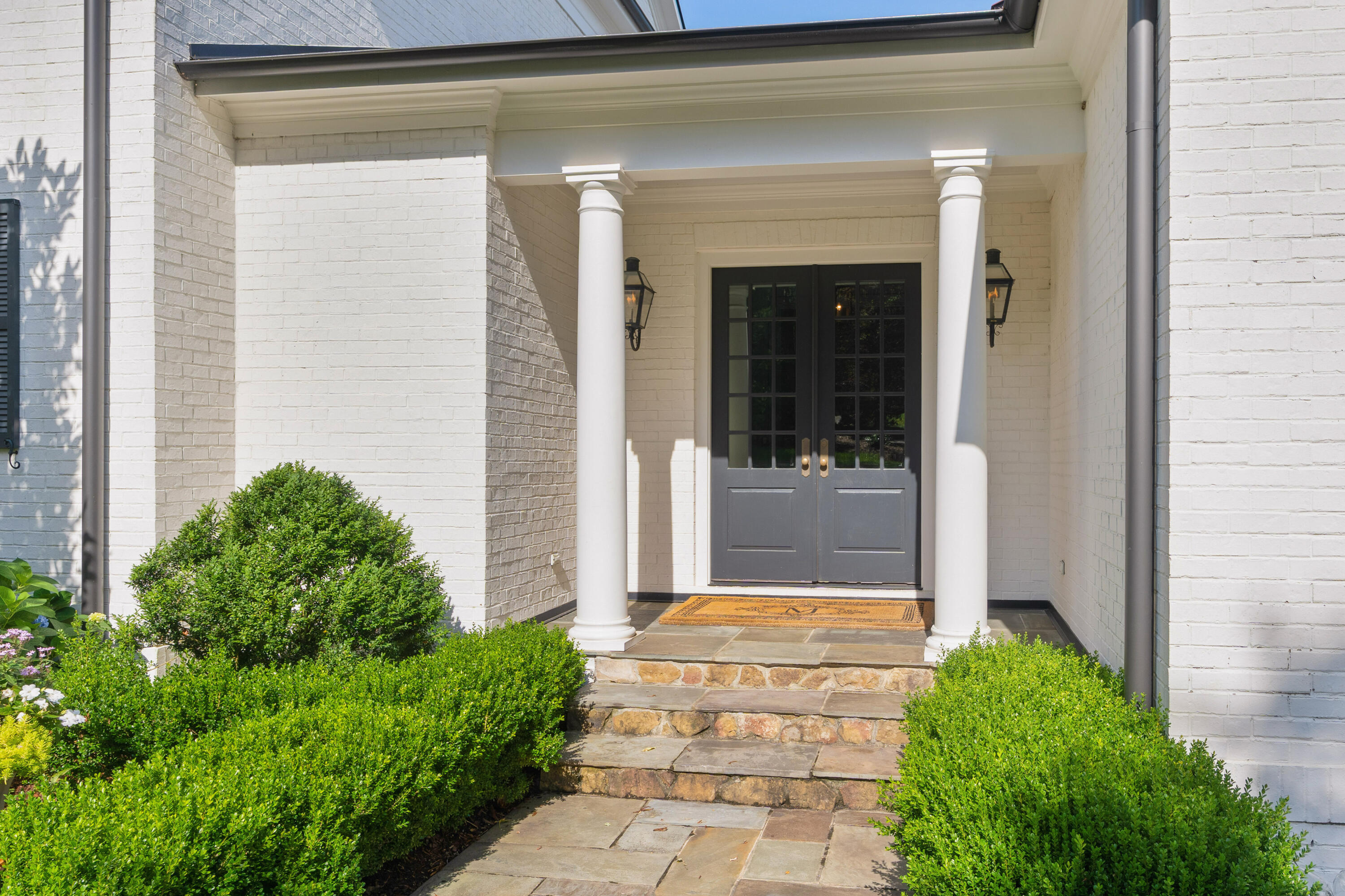 802 W Brow Road