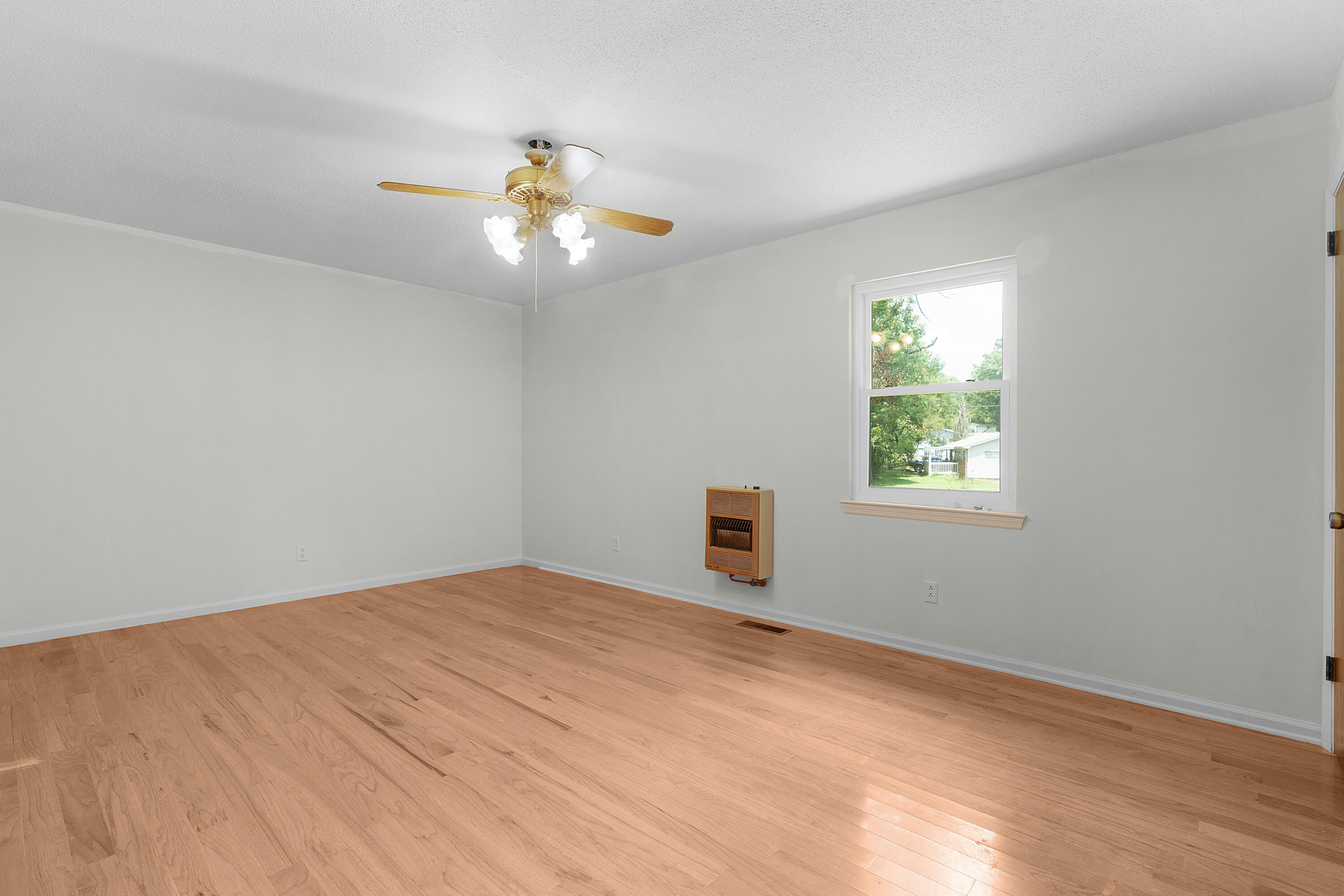8212 Thornwood Drive