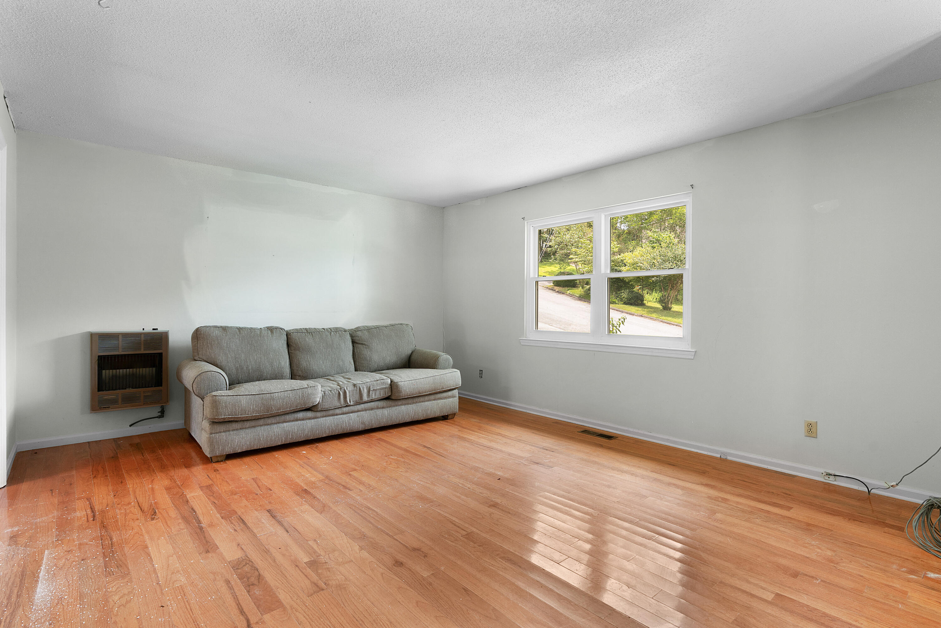 8212 Thornwood Drive