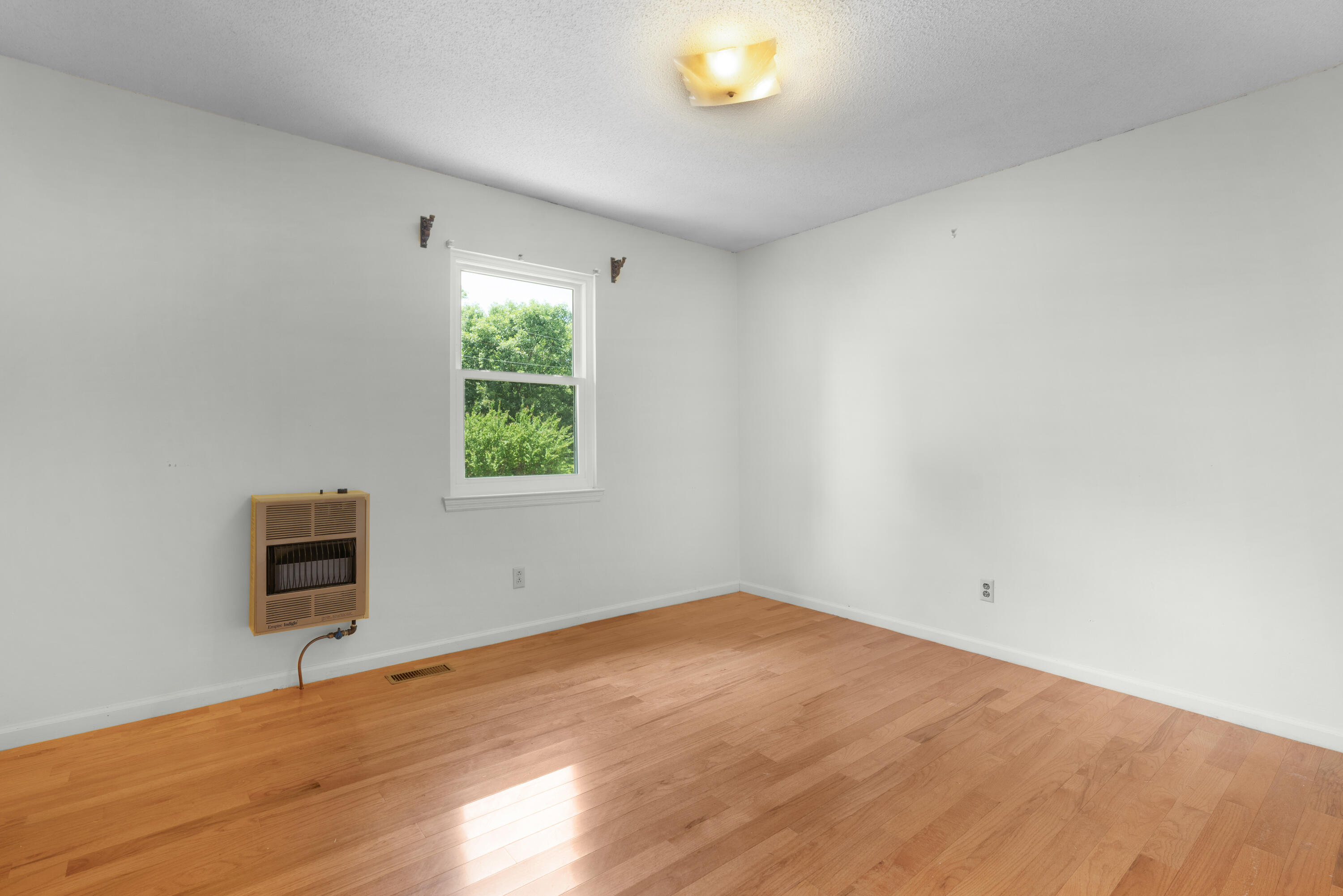 8212 Thornwood Drive