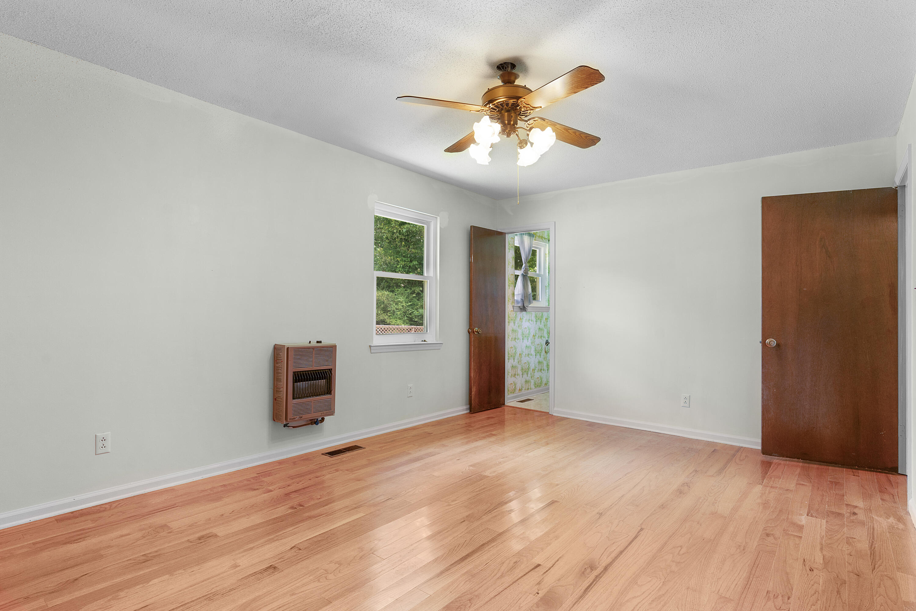 8212 Thornwood Drive