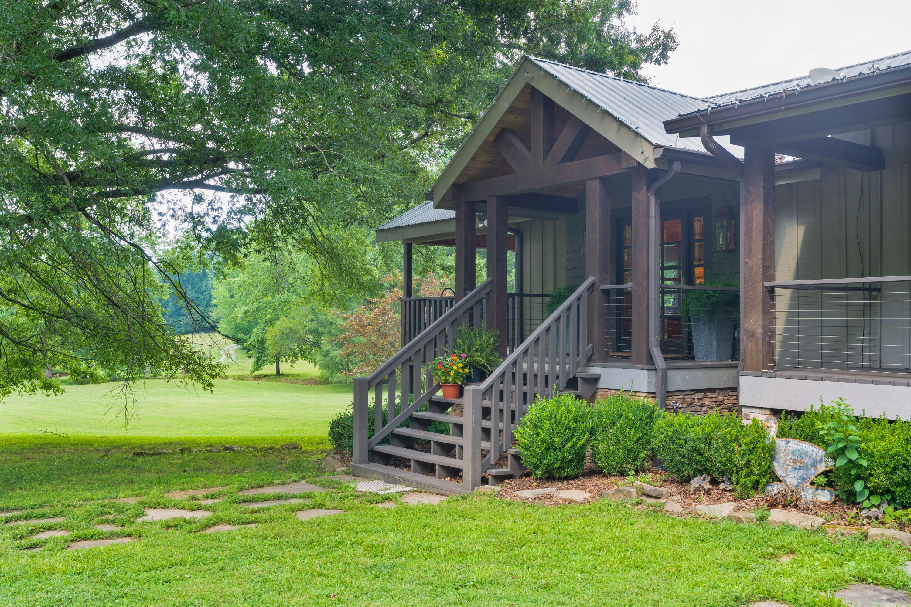1261 S Cedar Lane