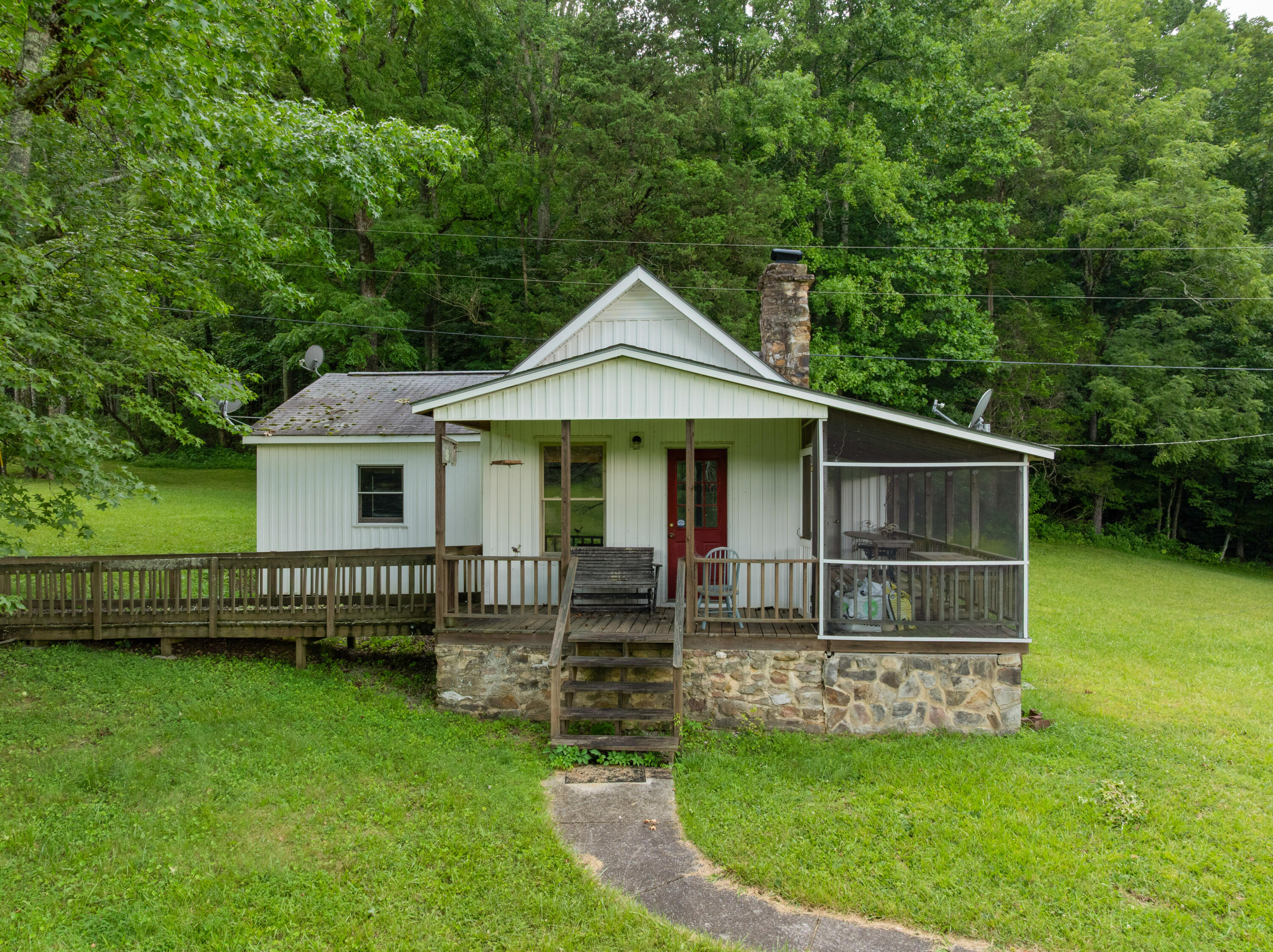 1261 S Cedar Lane
