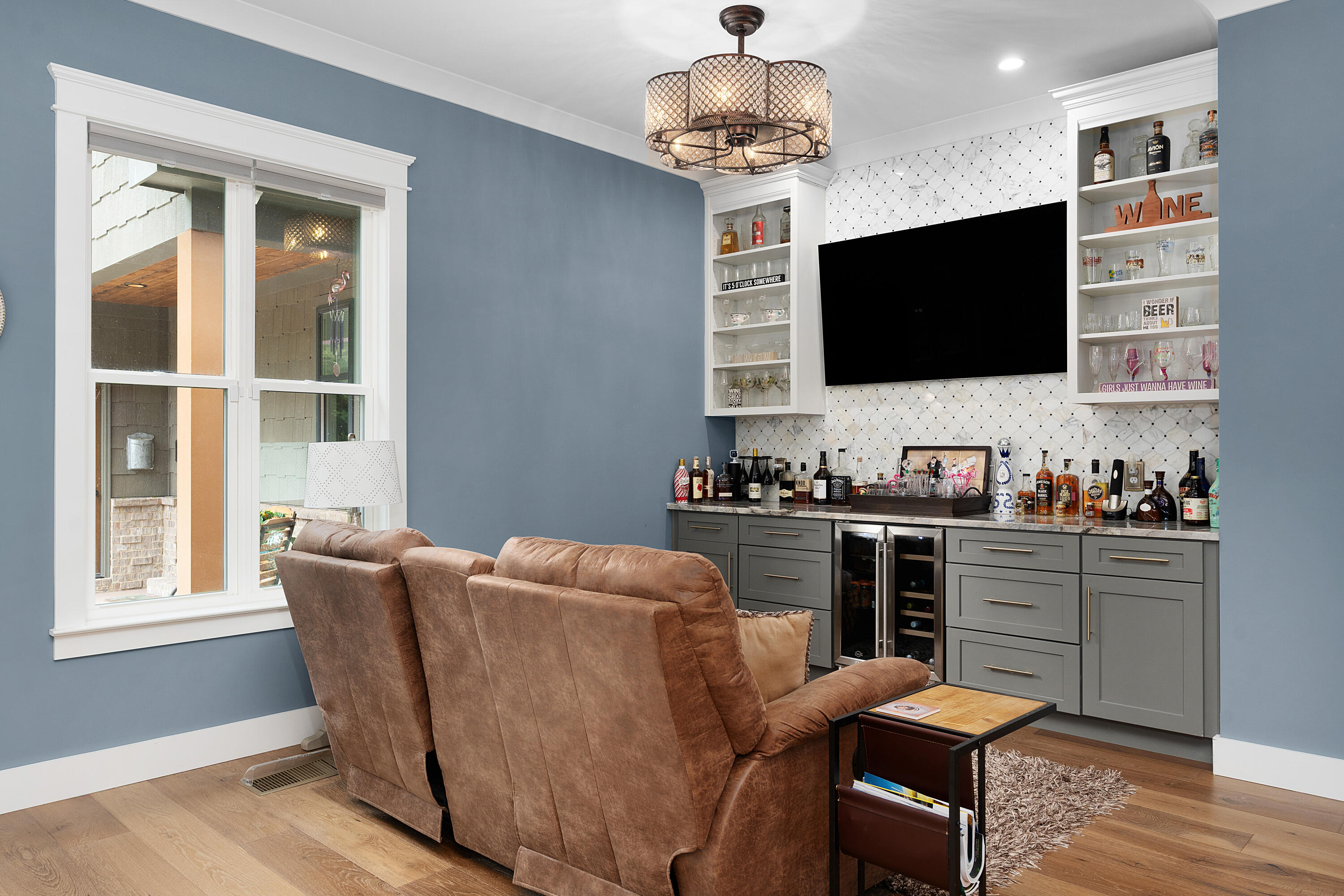 9047 Sunridge Drive