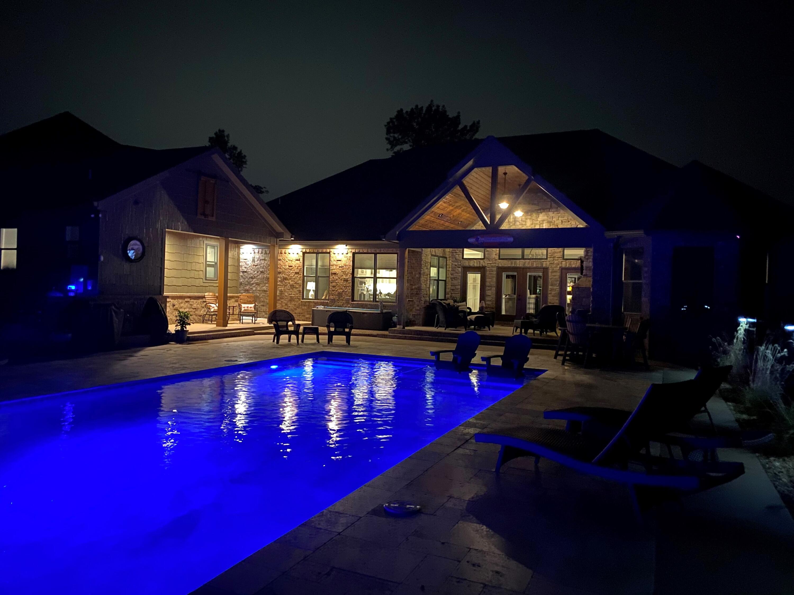 9047 Sunridge Drive