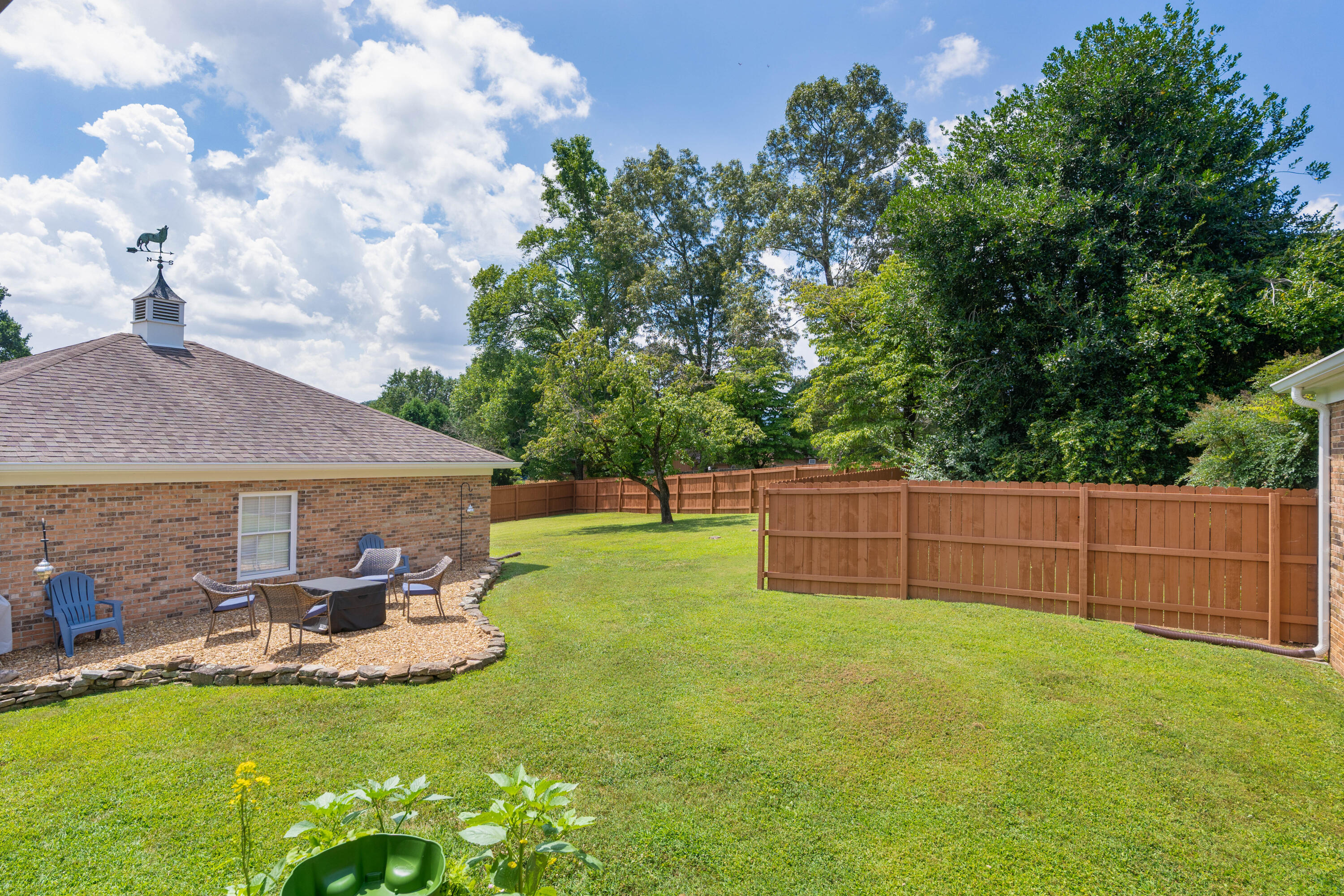 3351 Oak Burr Drive