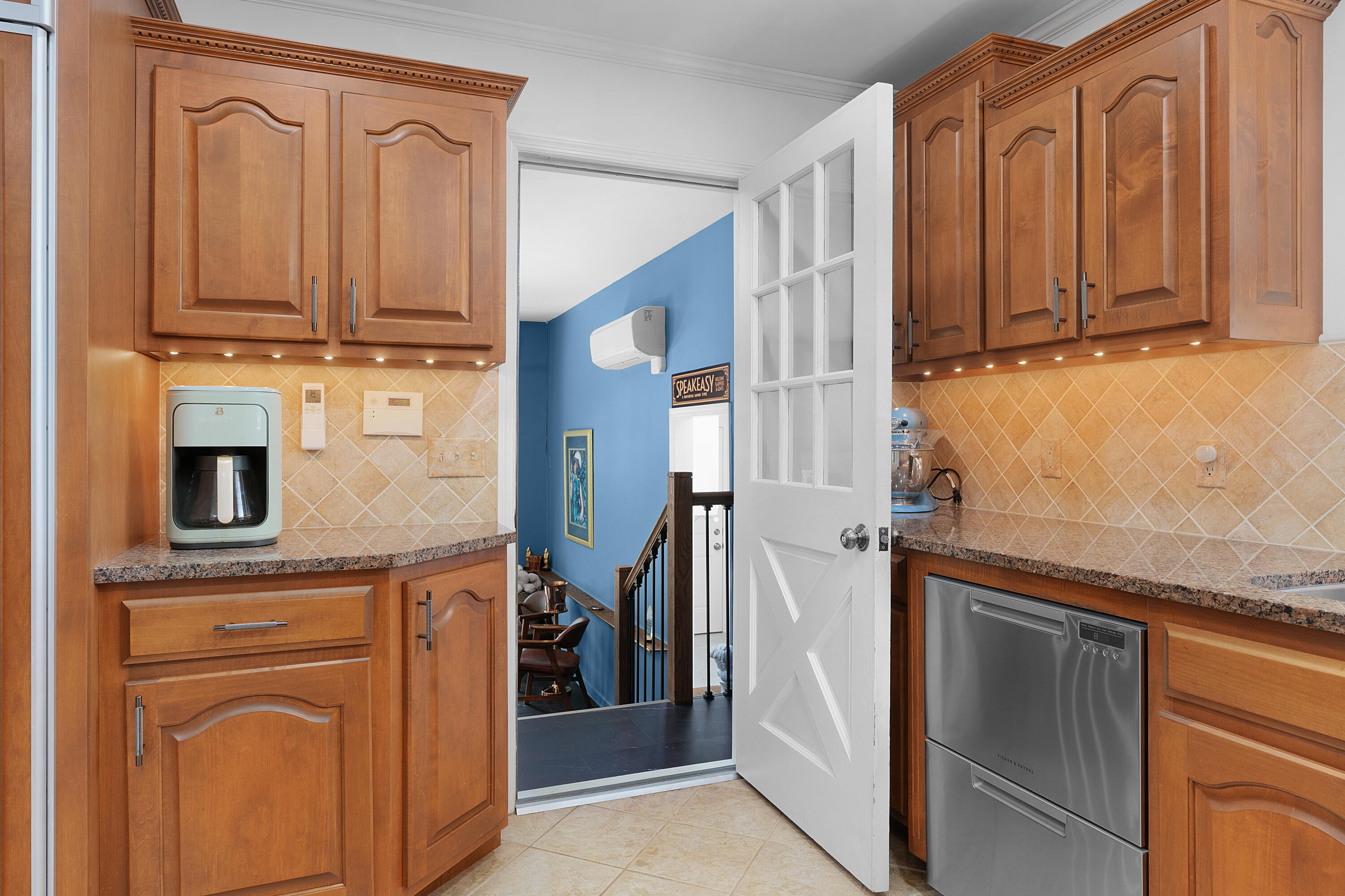 3351 Oak Burr Drive