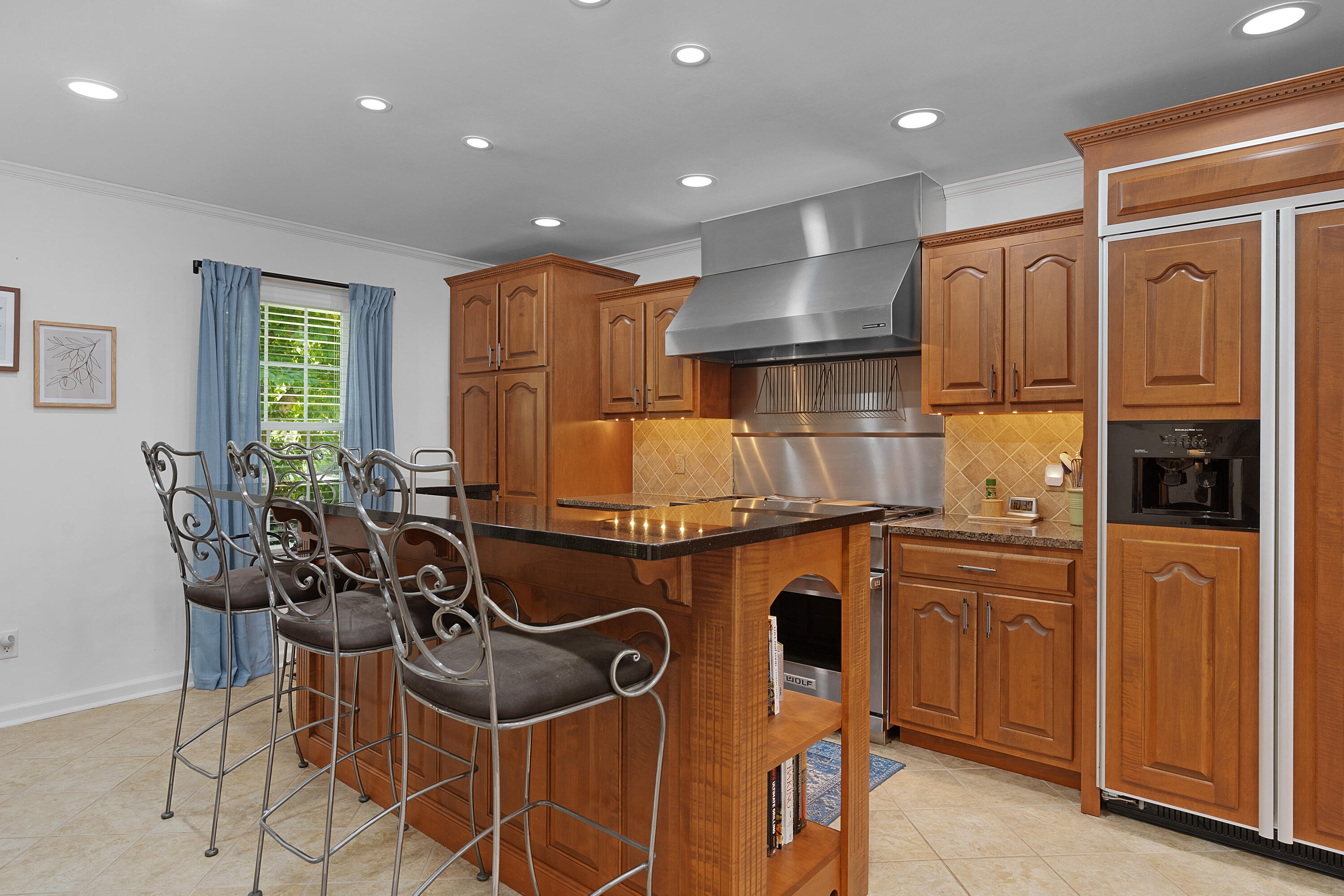 3351 Oak Burr Drive
