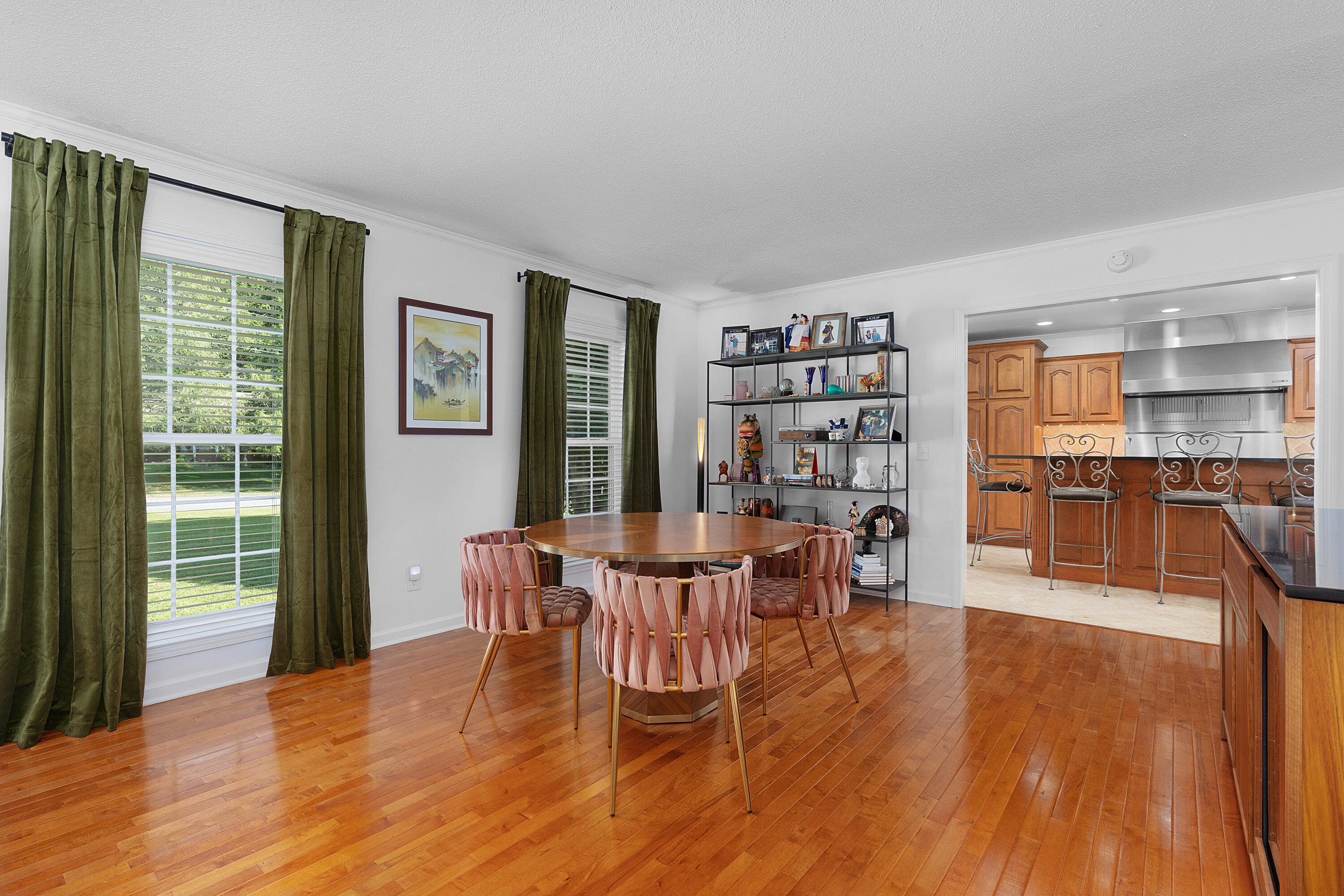 3351 Oak Burr Drive