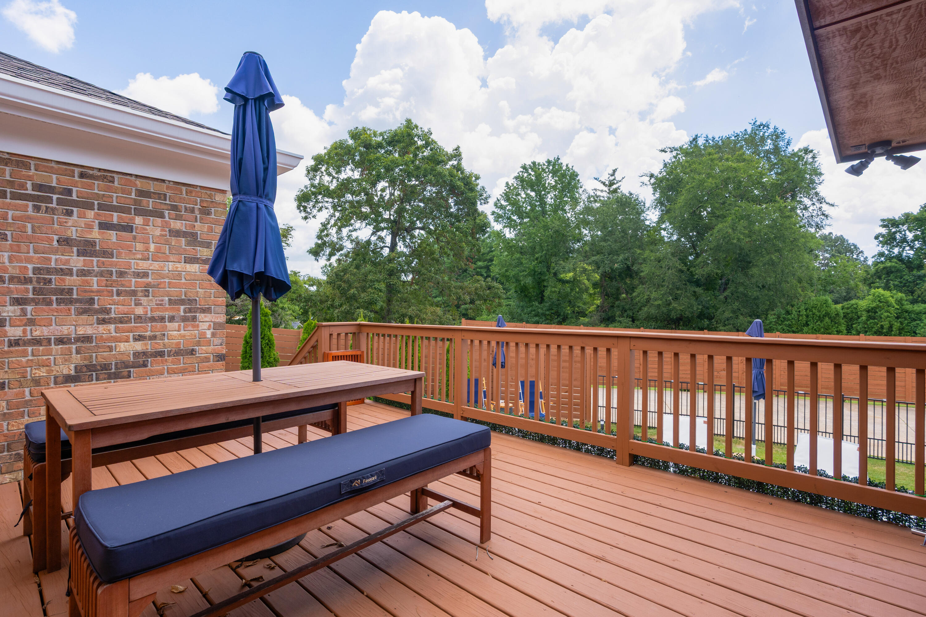 3351 Oak Burr Drive