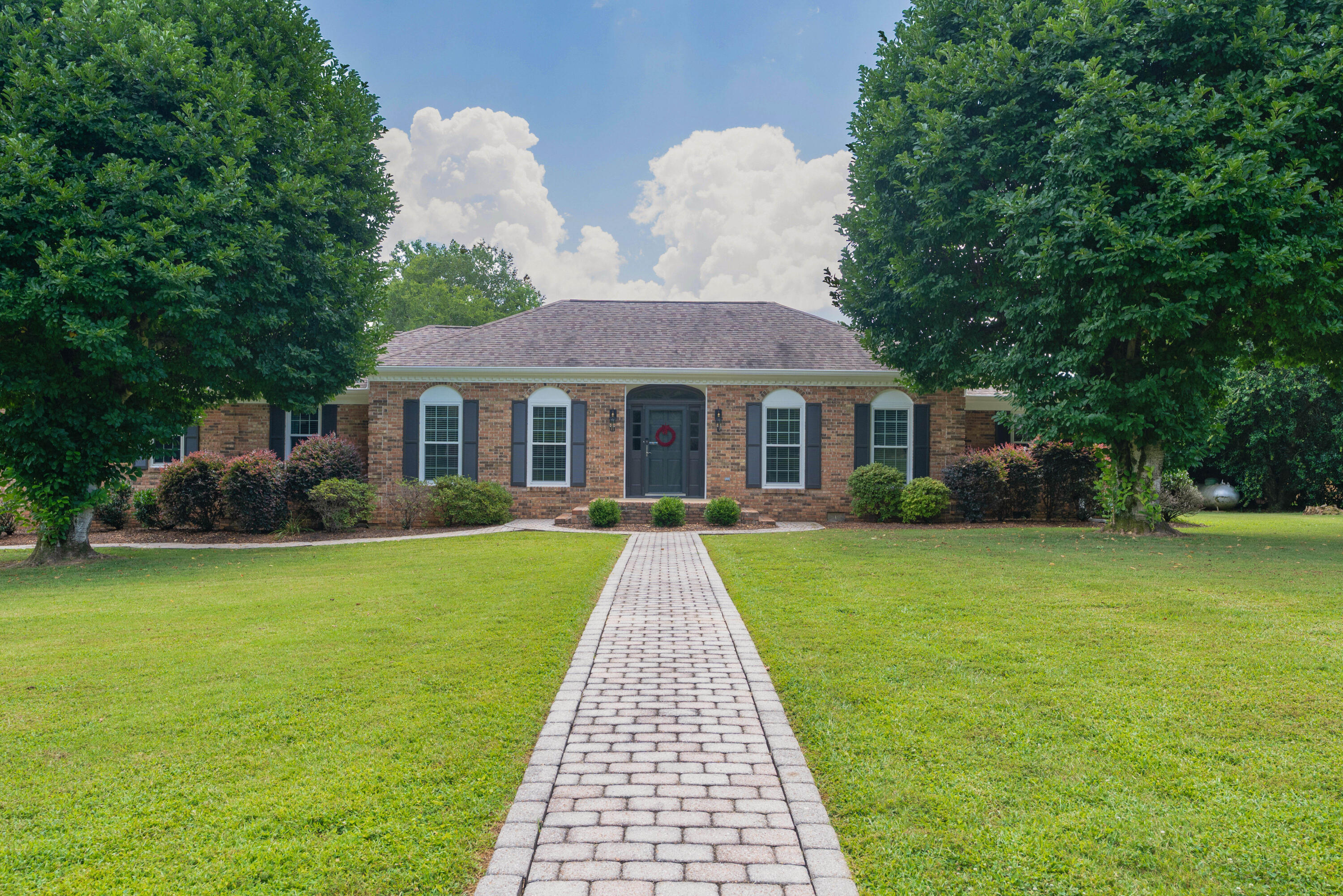 3351 Oak Burr Drive