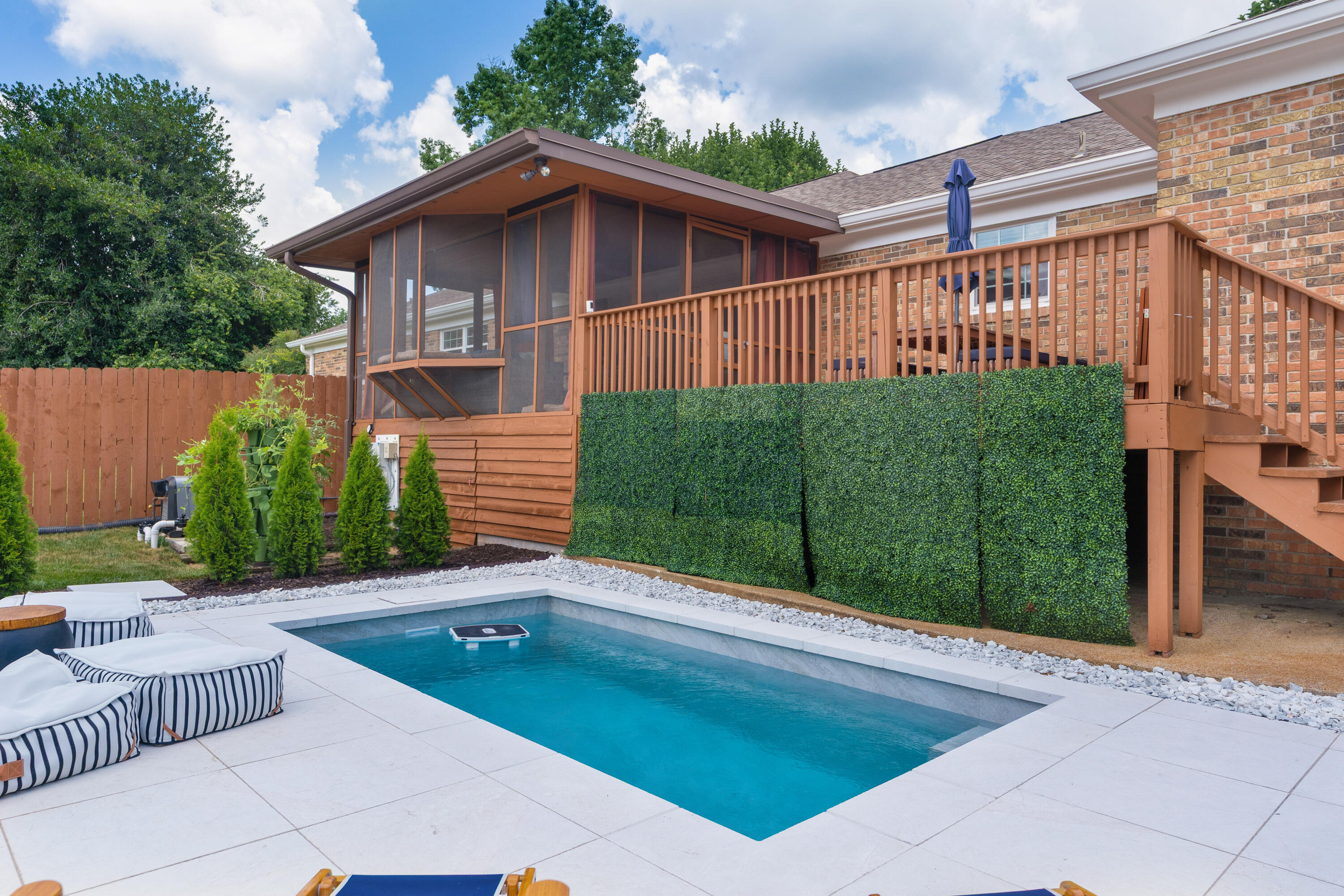 3351 Oak Burr Drive