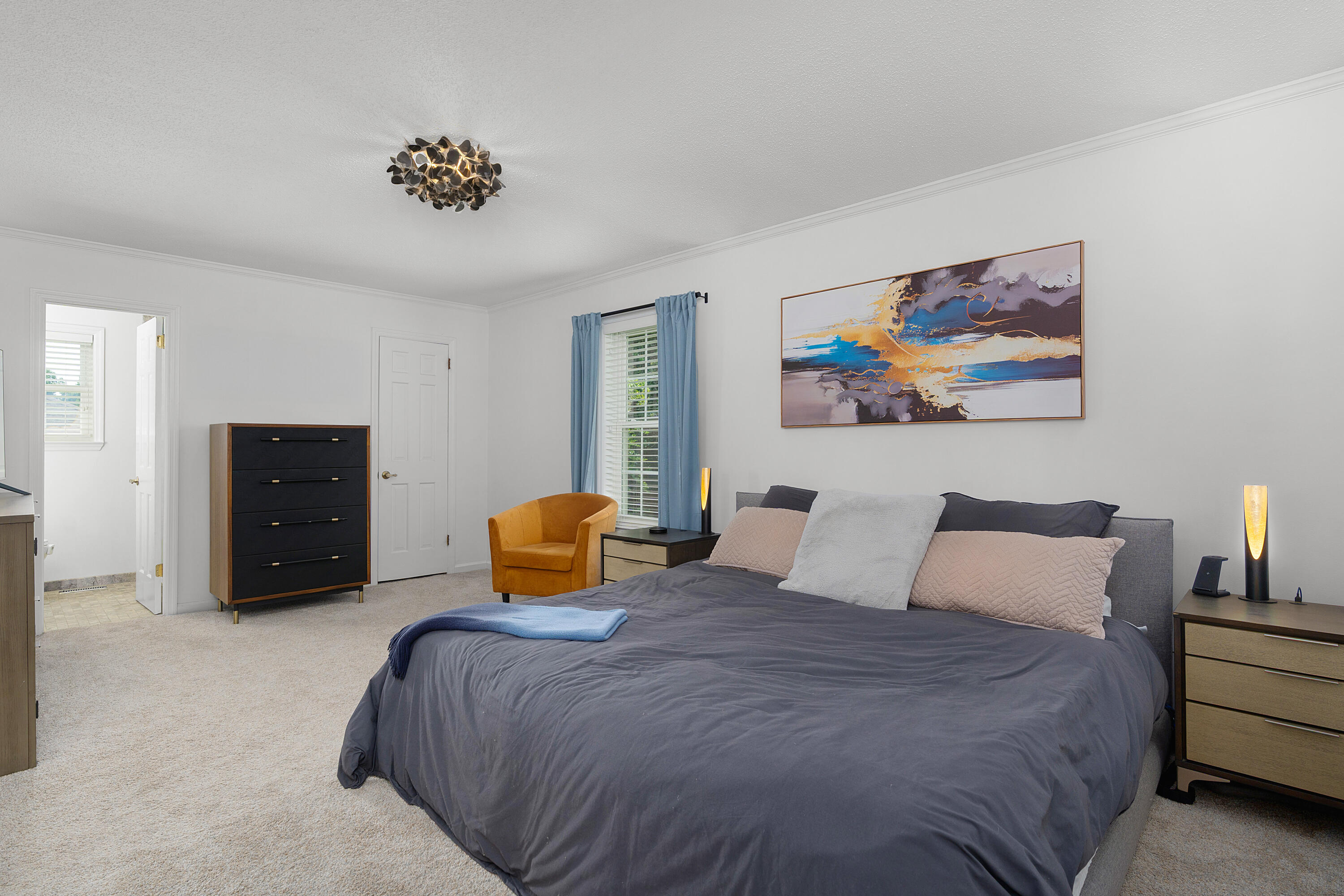 3351 Oak Burr Drive