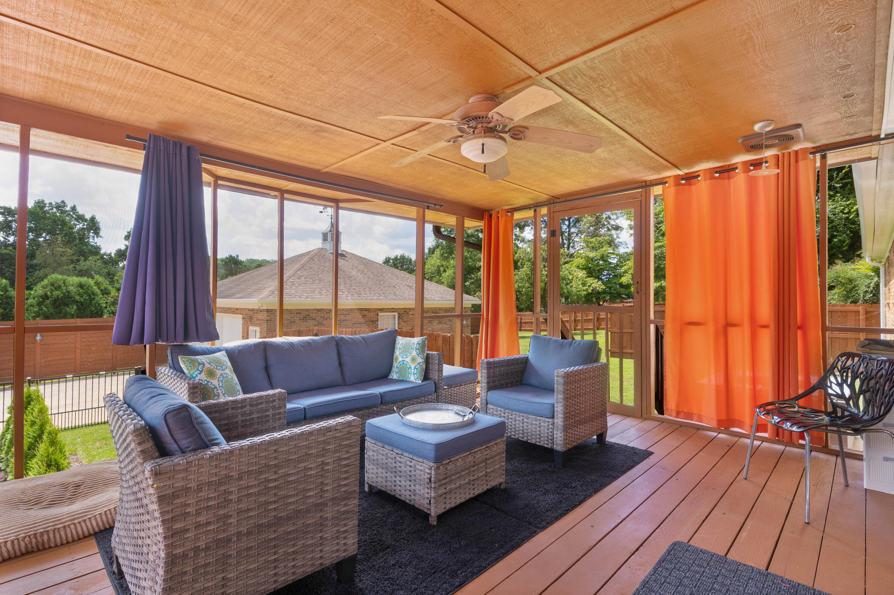 3351 Oak Burr Drive
