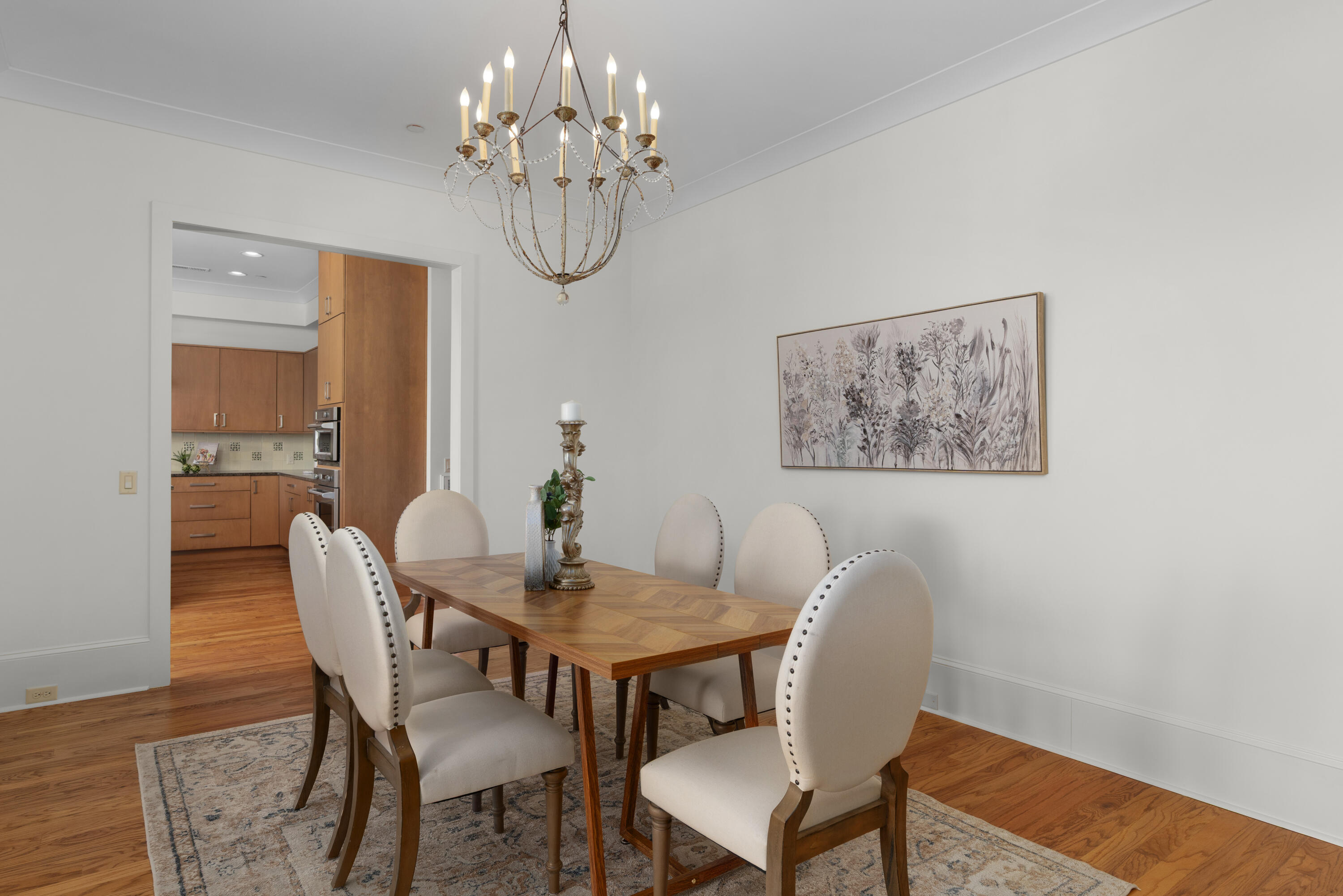 554 Whitehall Road, 122