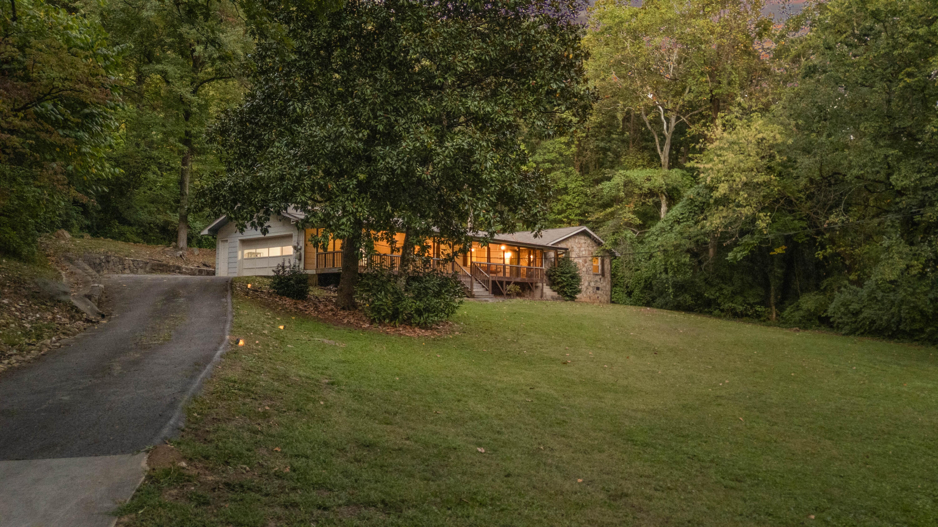 1425 Palisades Road