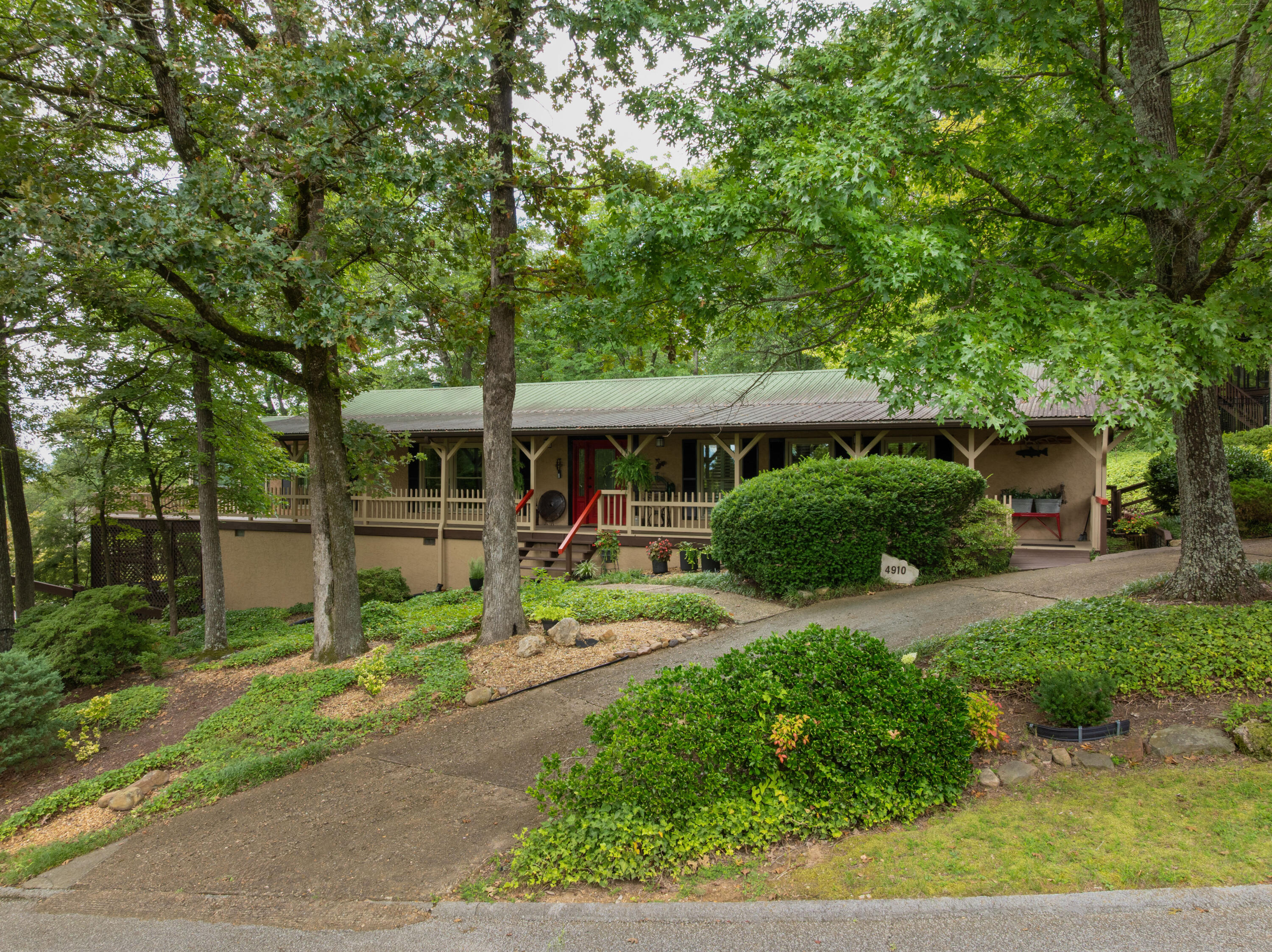 4910 Bal Harbor Circle