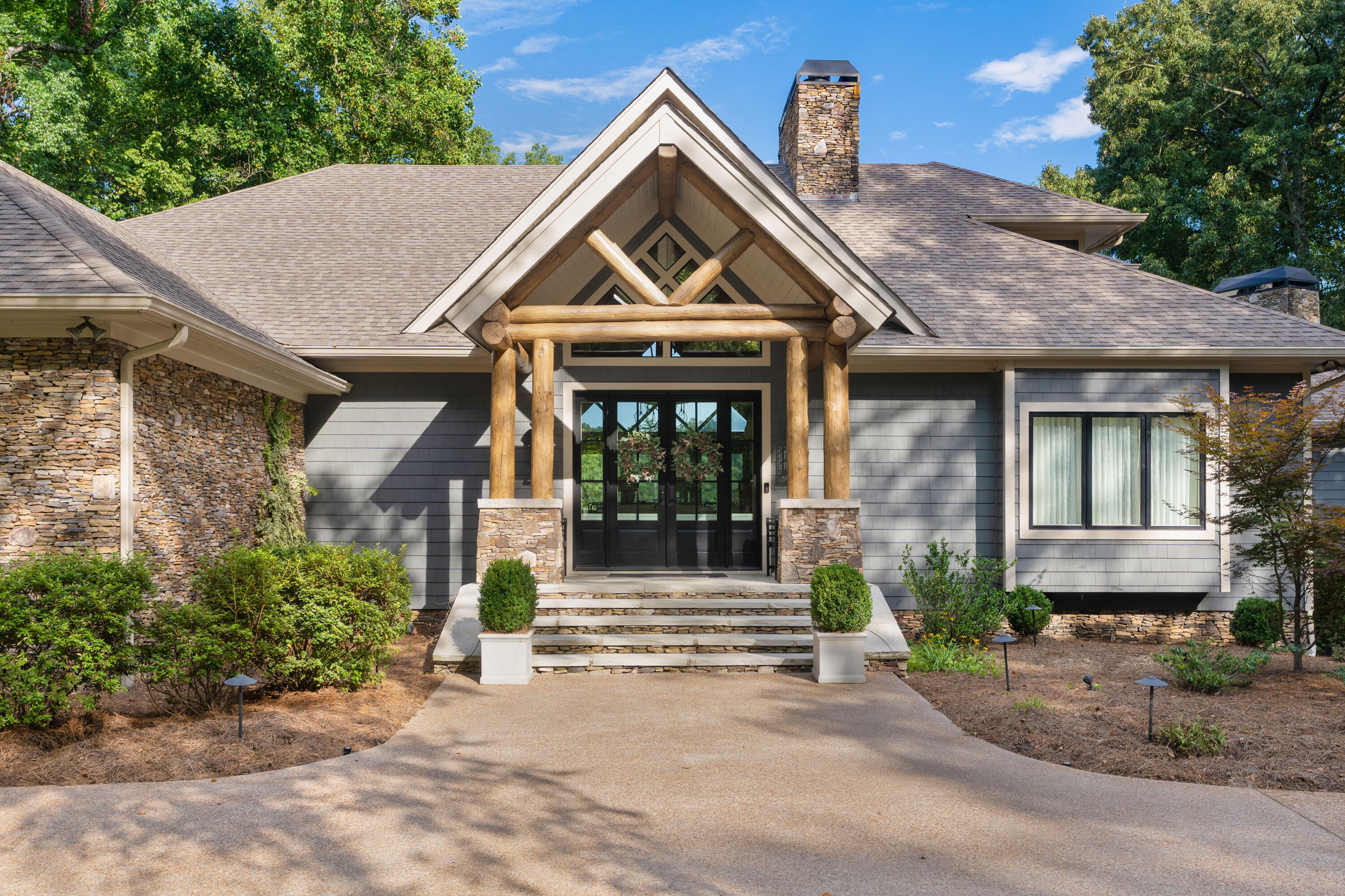 6402 Dogwood Drive