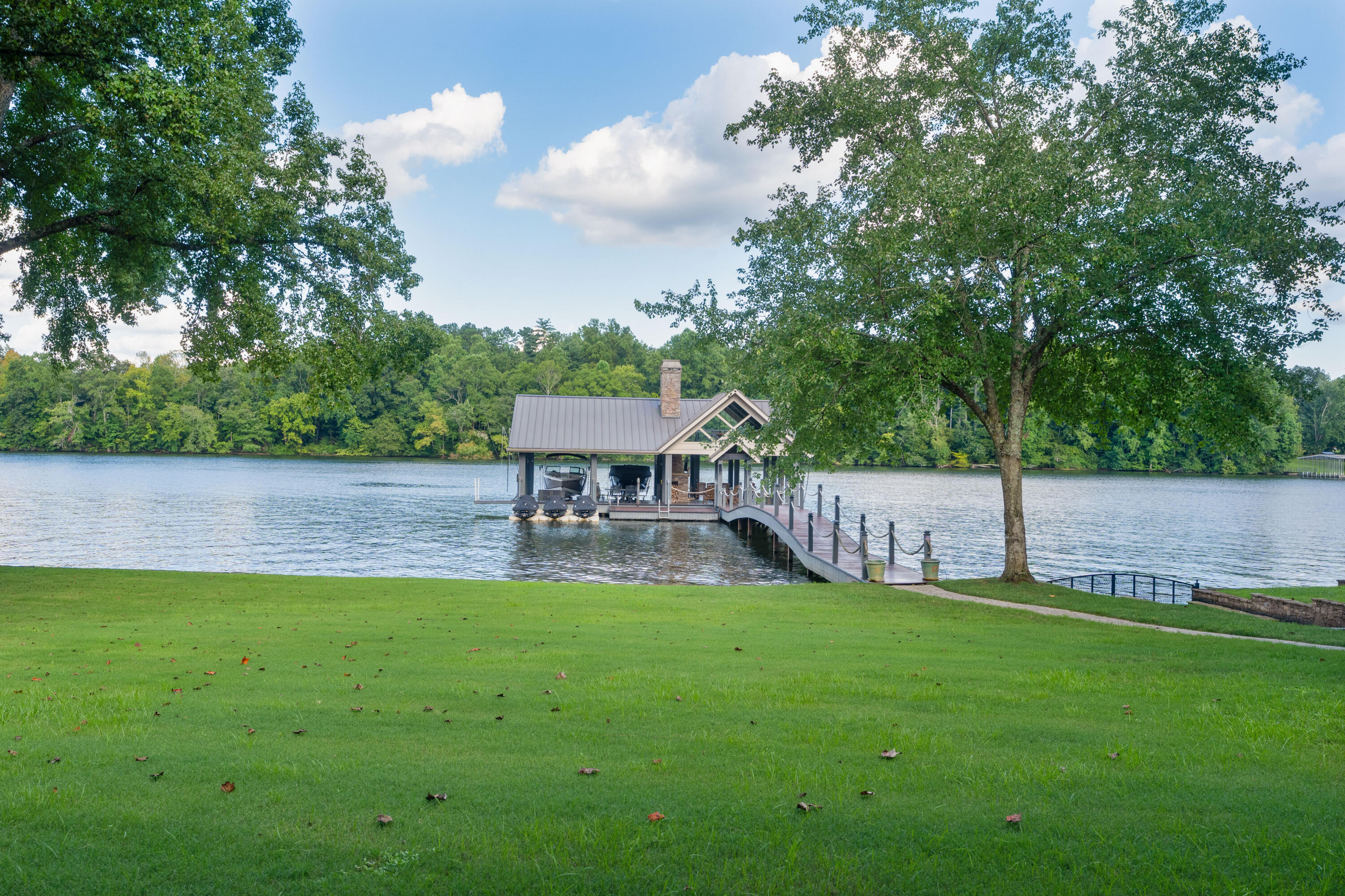 6402 Dogwood Drive