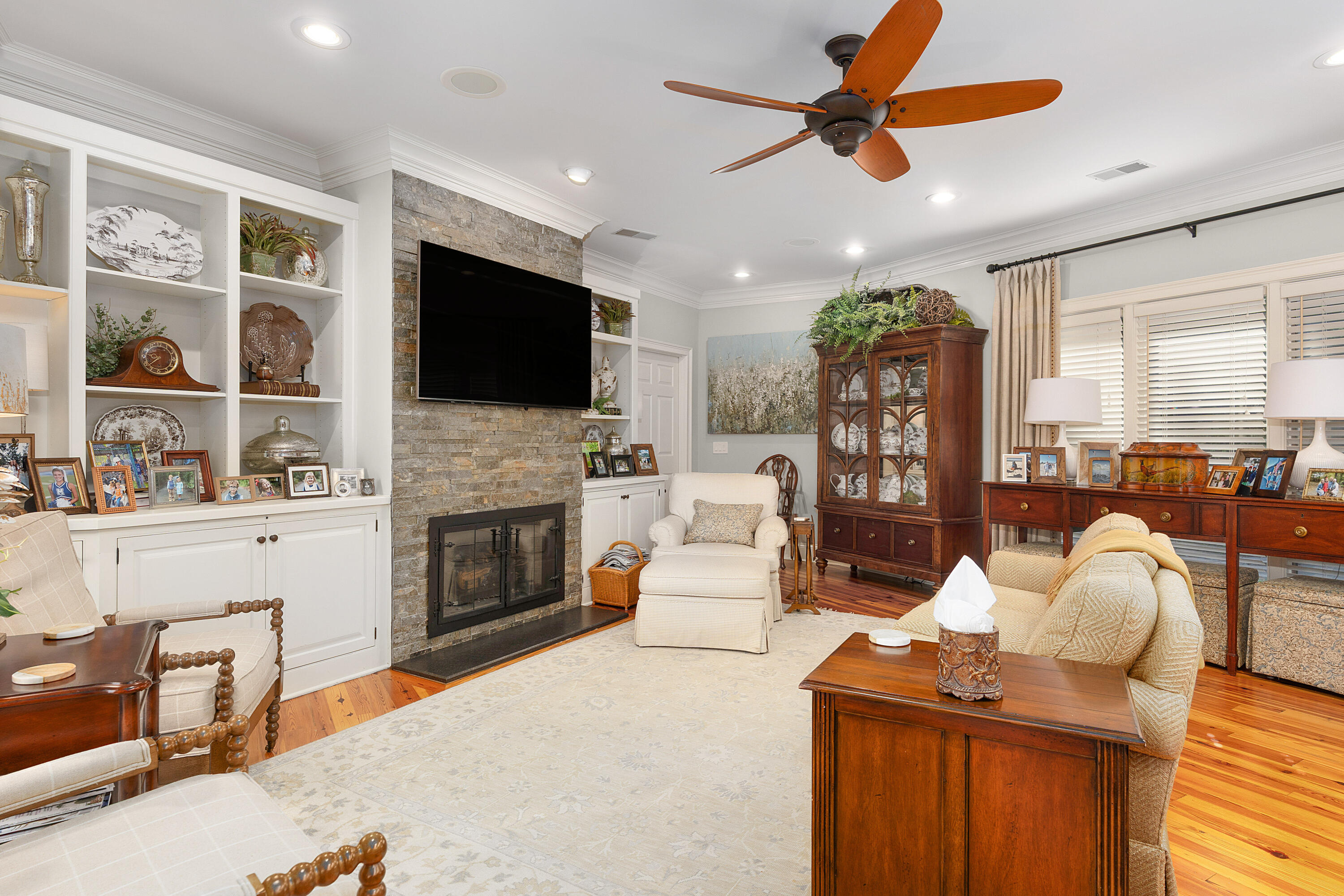 6402 Dogwood Drive