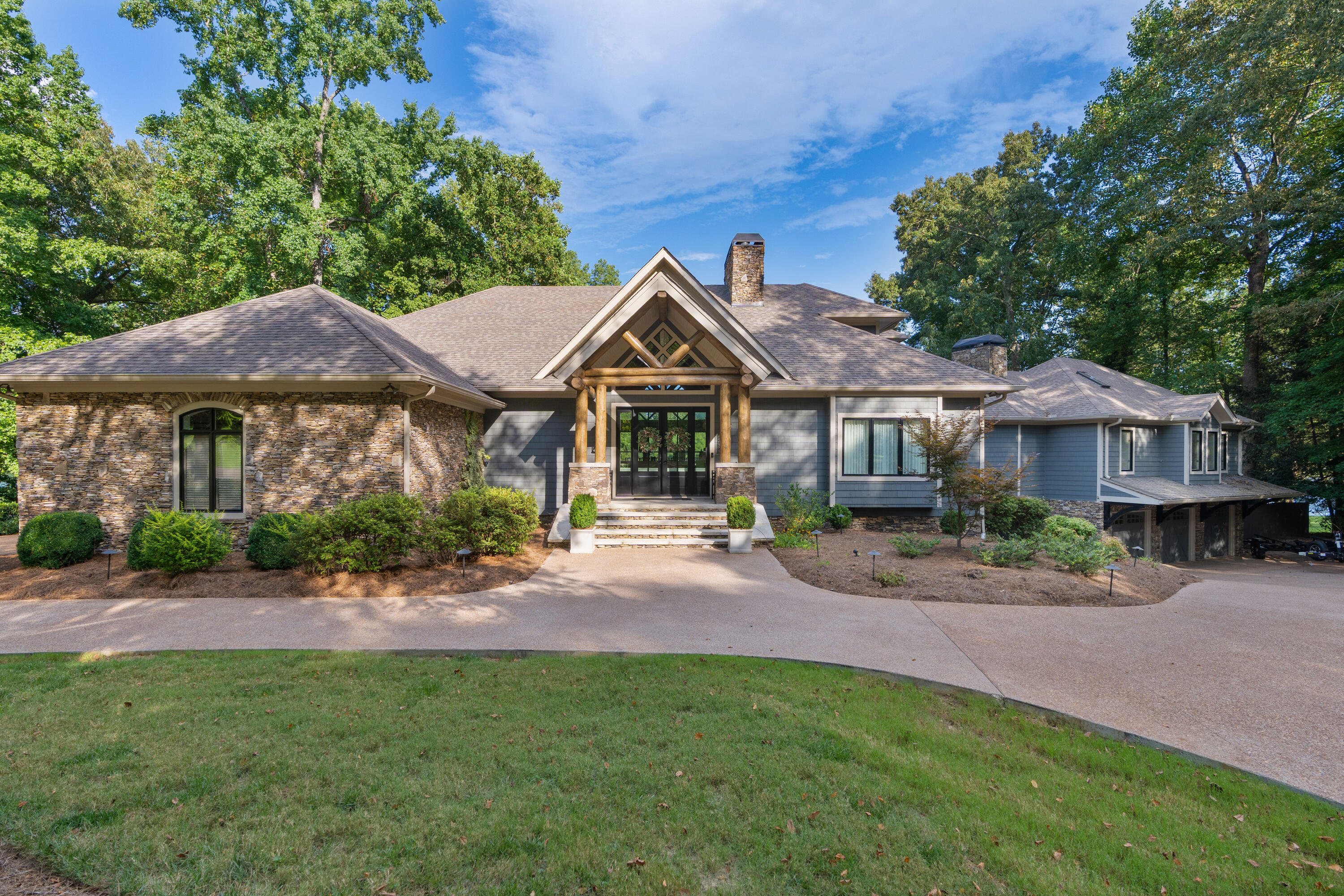 6402 Dogwood Drive