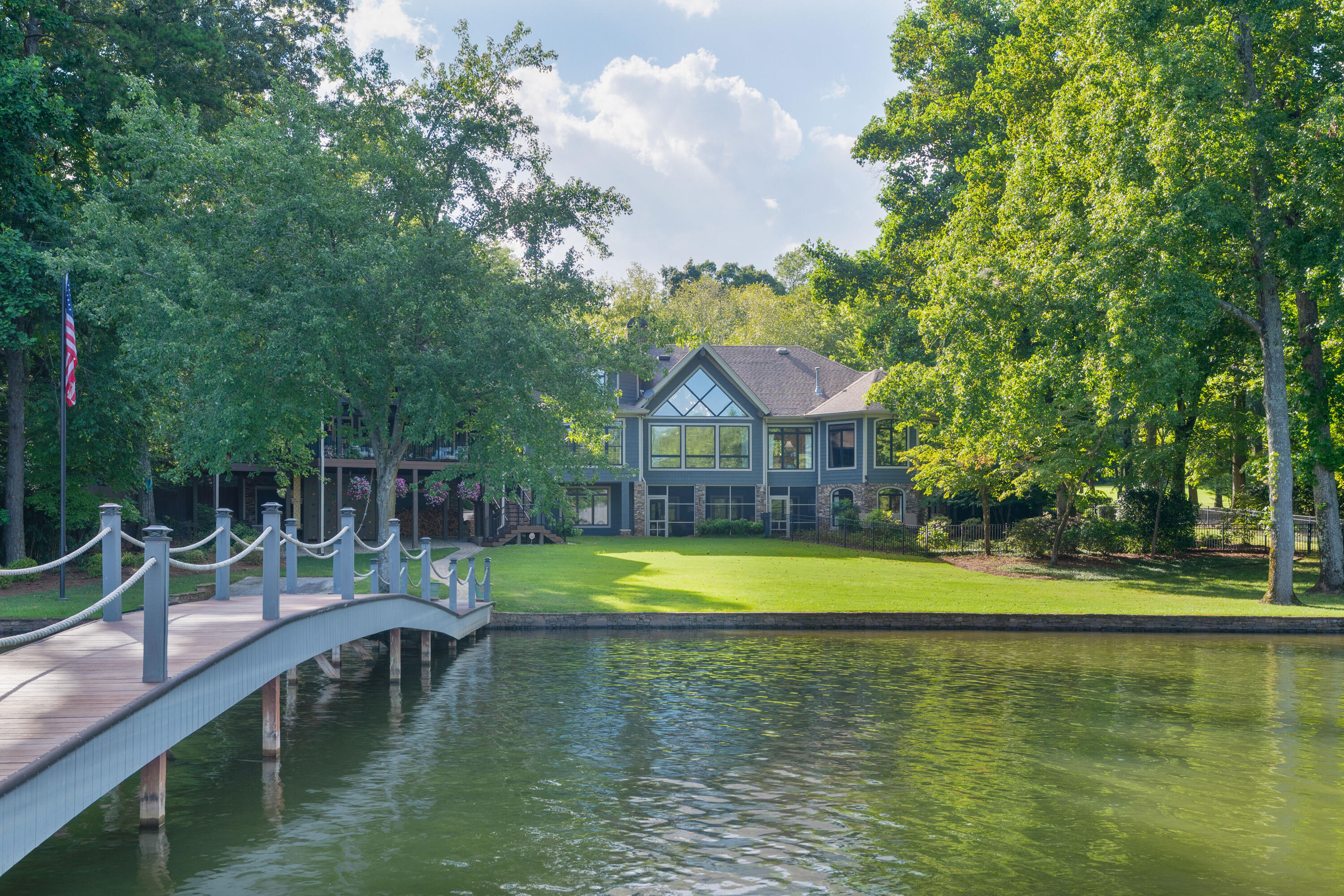 6402 Dogwood Drive