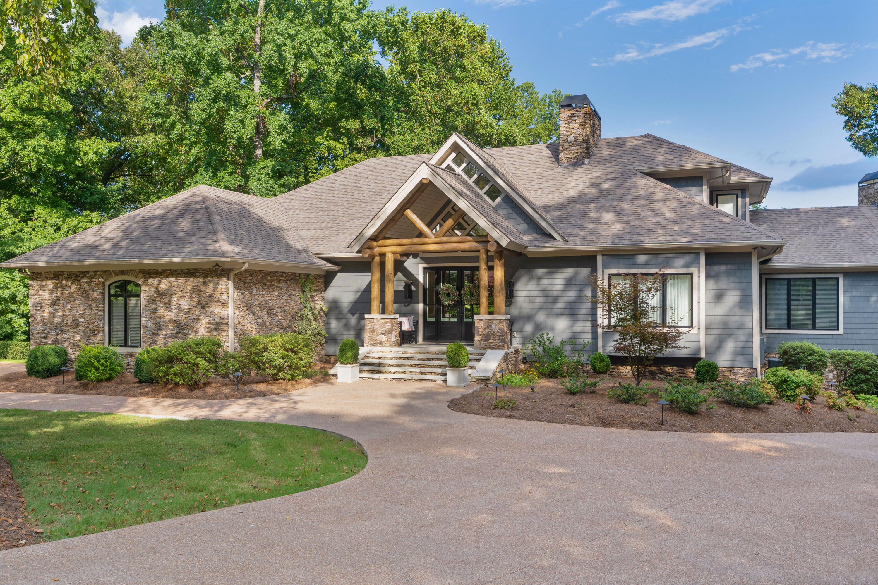 6402 Dogwood Drive