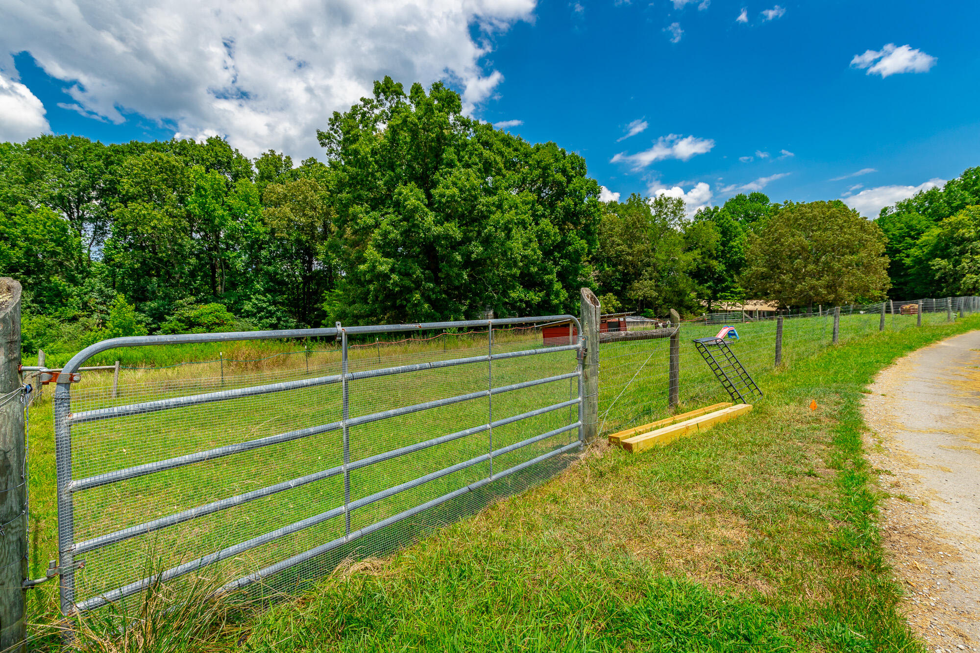635 Cook Road, LaFayette