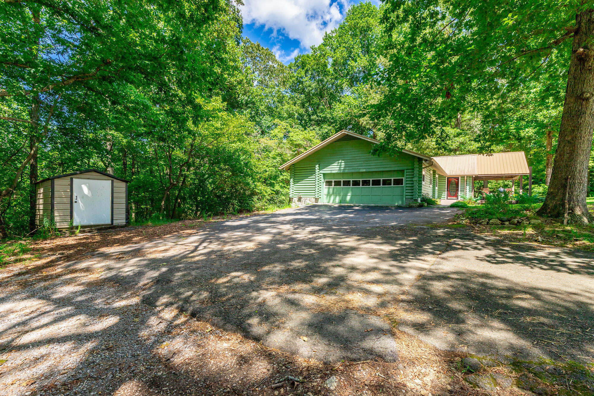 635 Cook Road, LaFayette