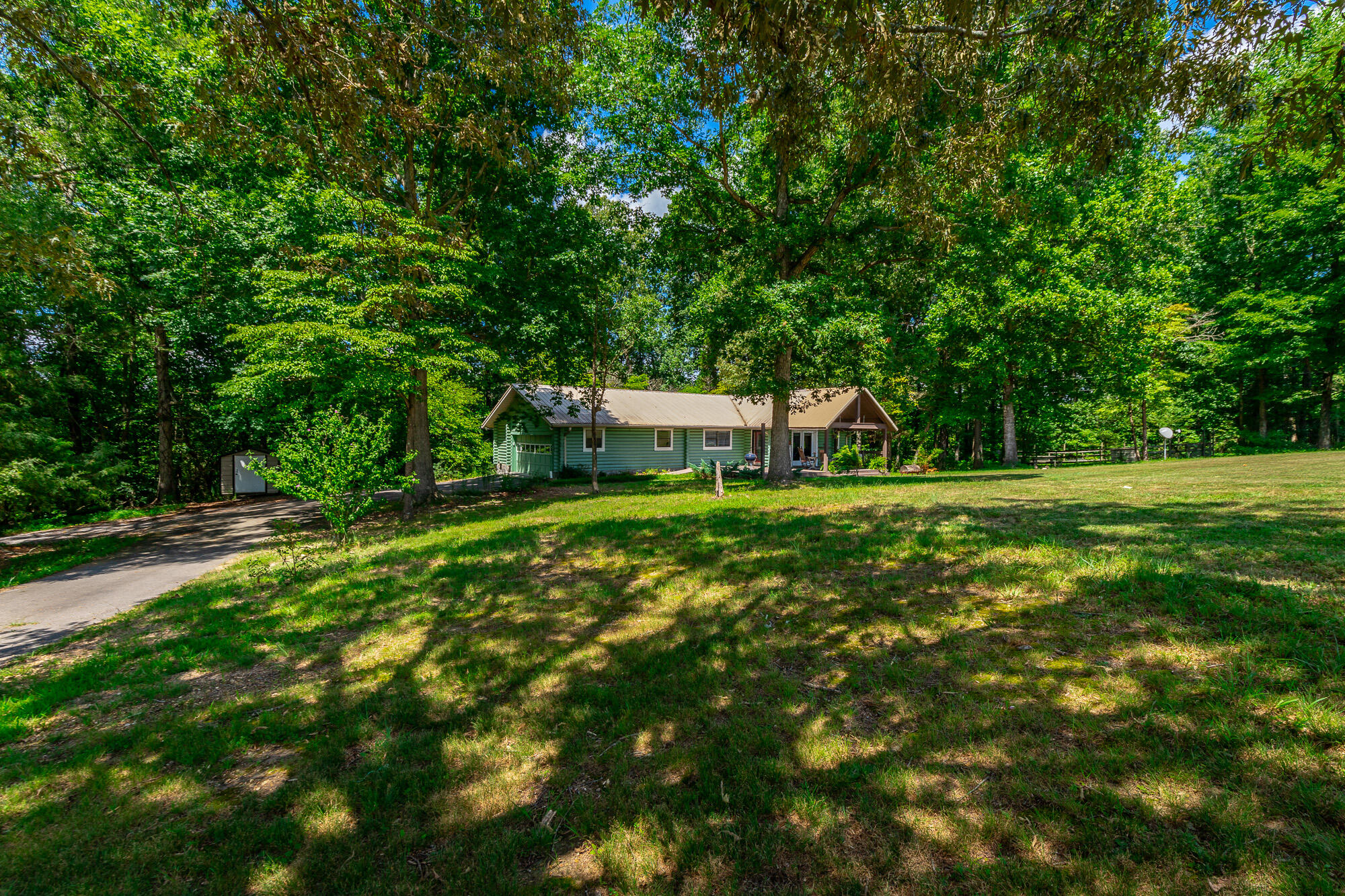 635 Cook Road, LaFayette