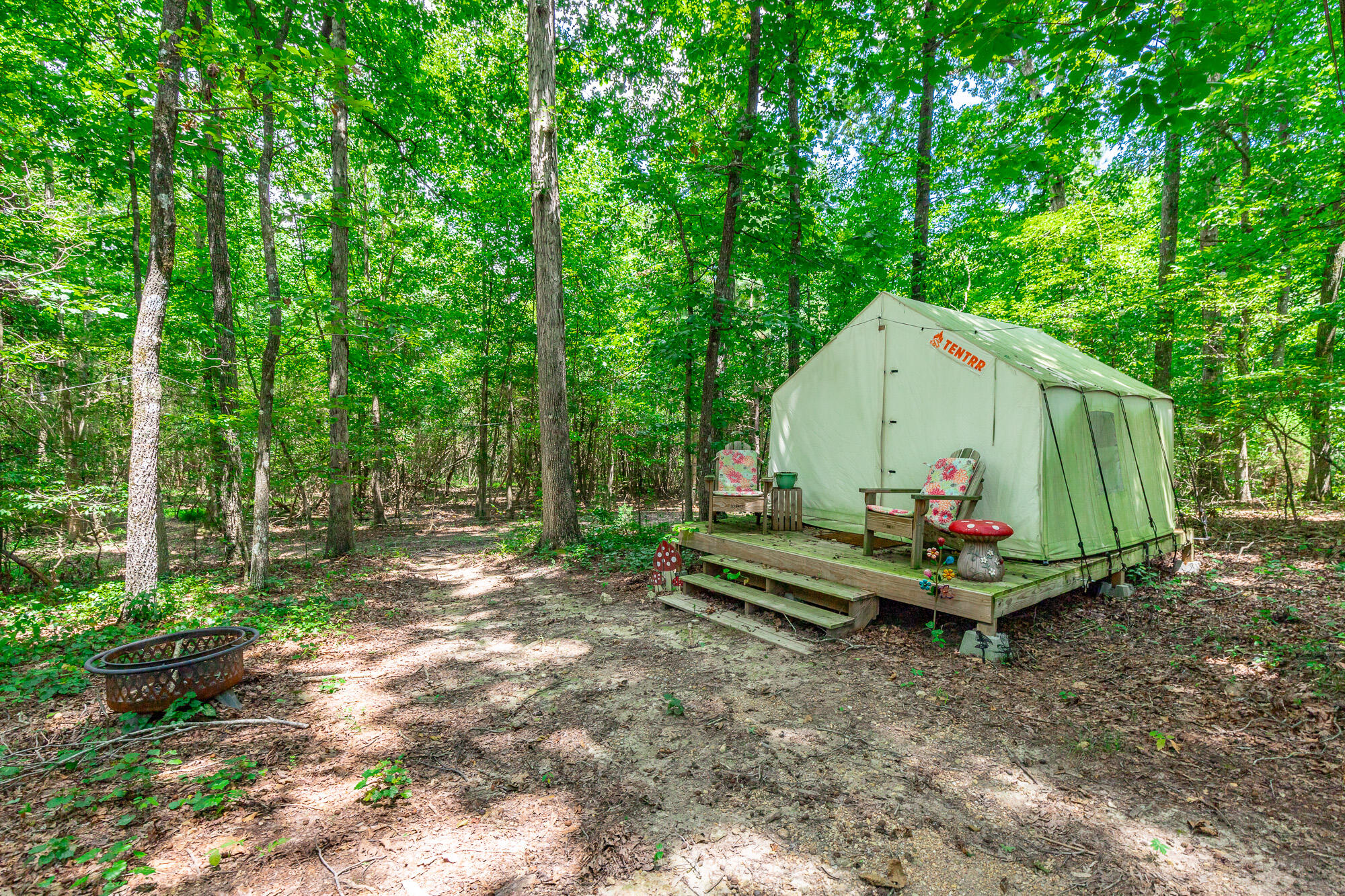 635 Cook Road, LaFayette