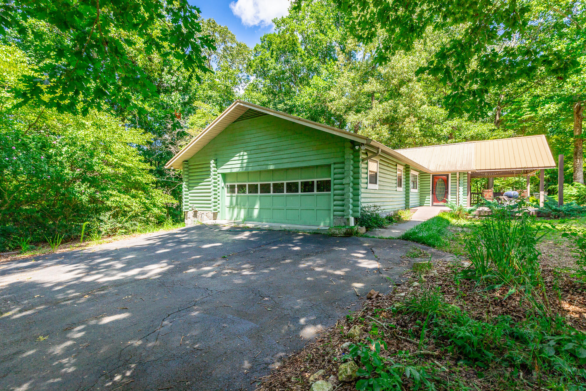 635 Cook Road, LaFayette