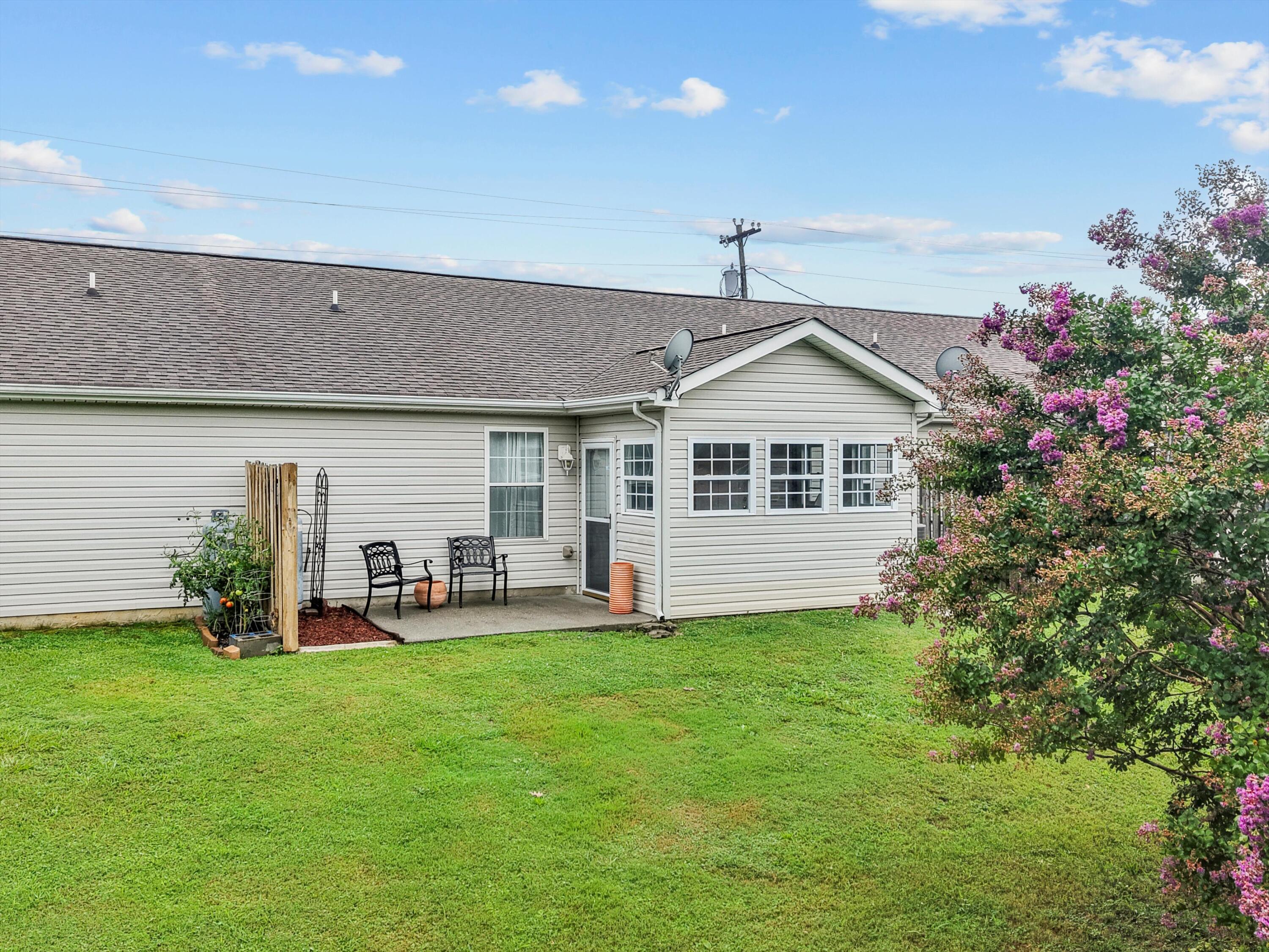 77 Flagstone Drive