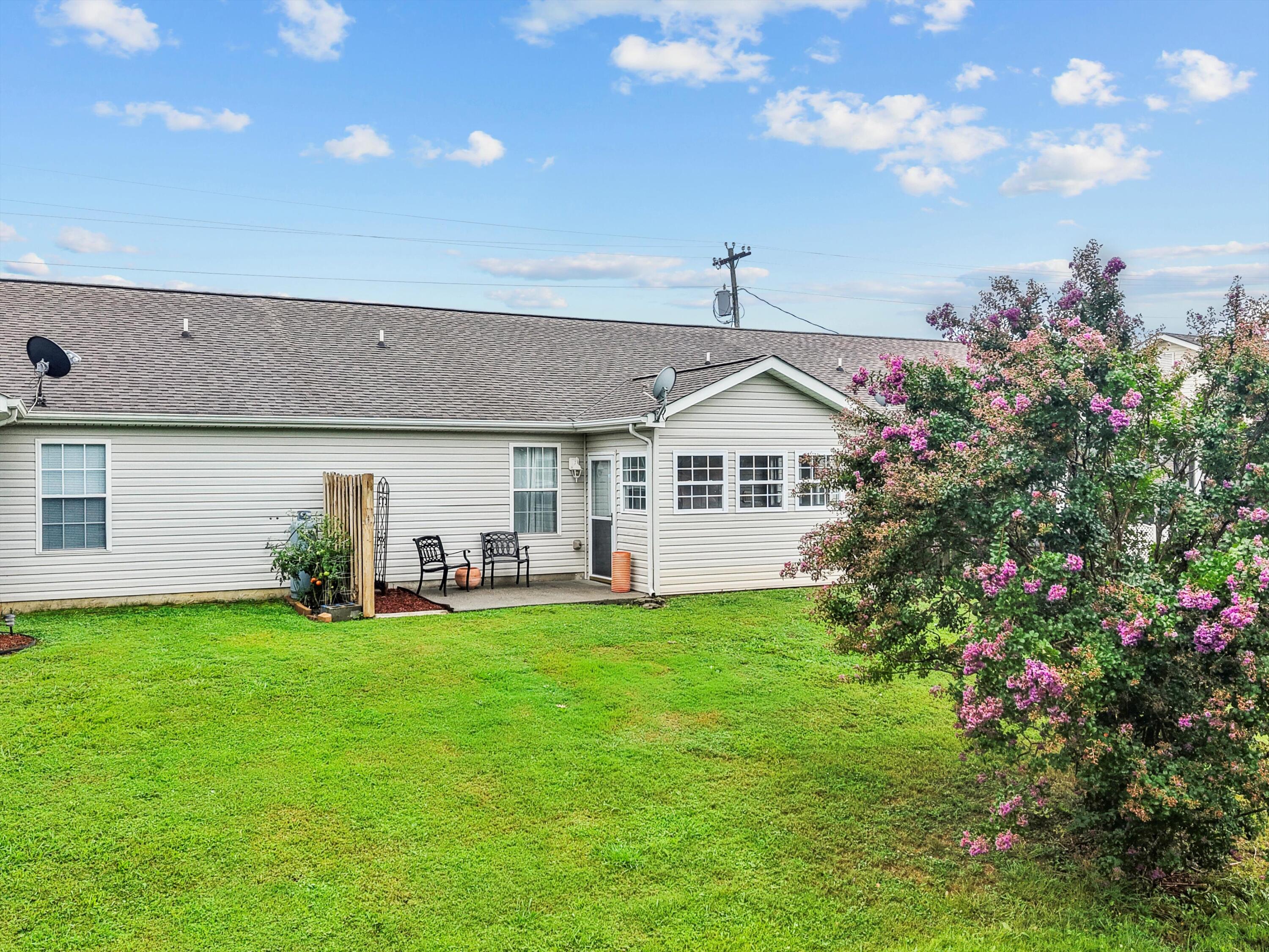 77 Flagstone Drive