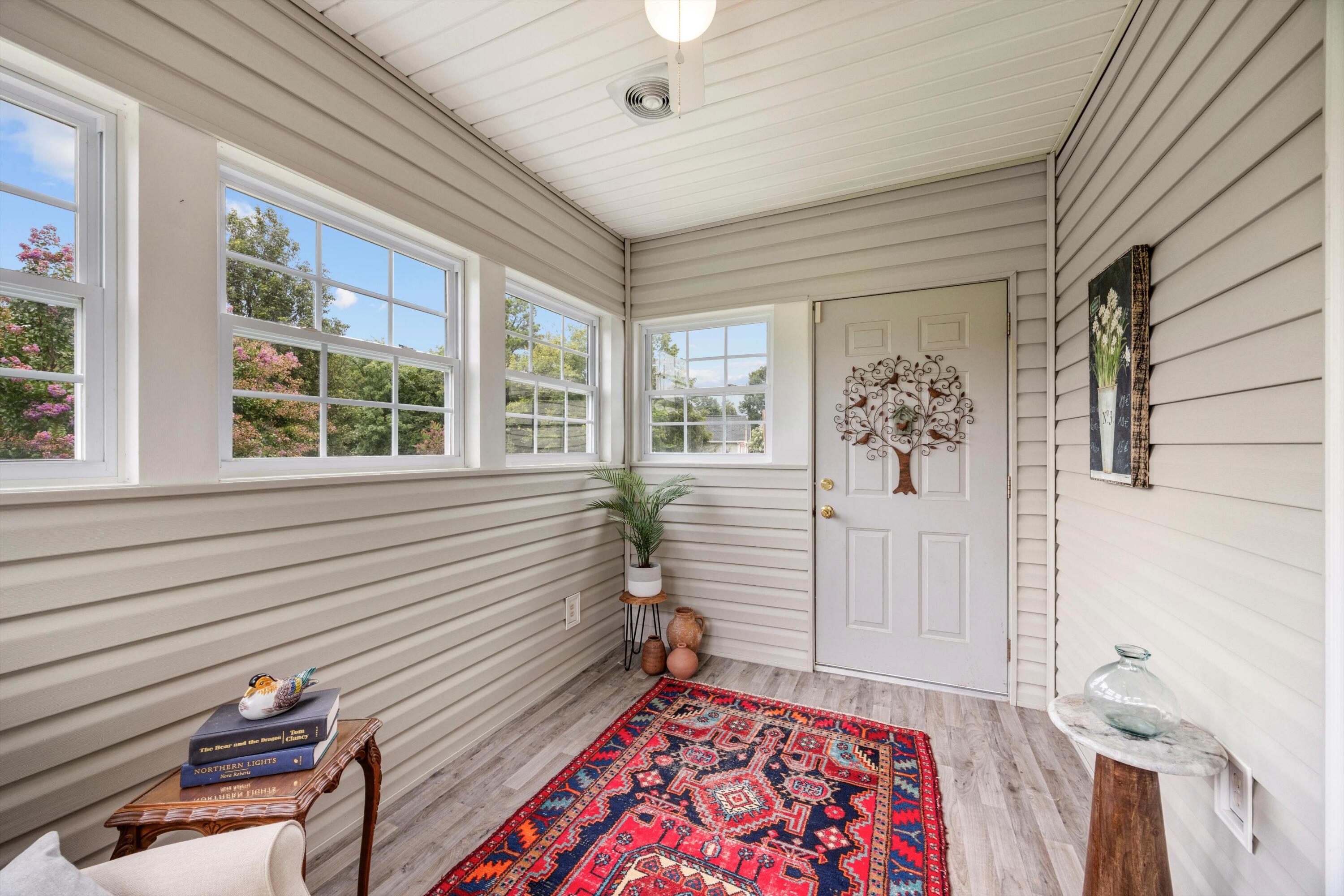 77 Flagstone Drive