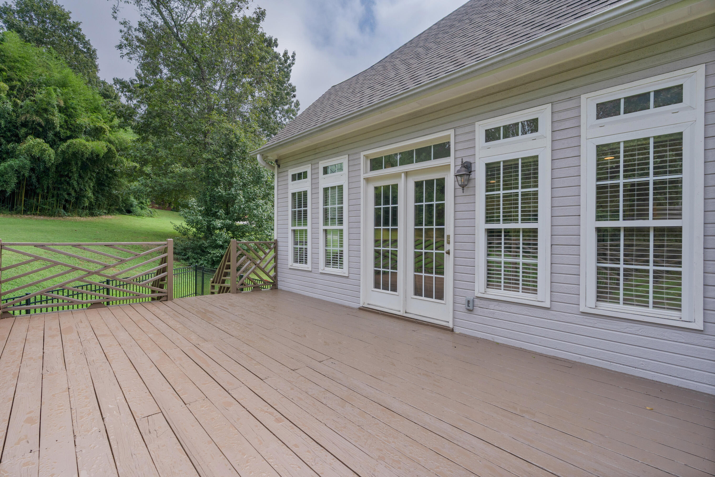 3269 Forest Shadows Drive