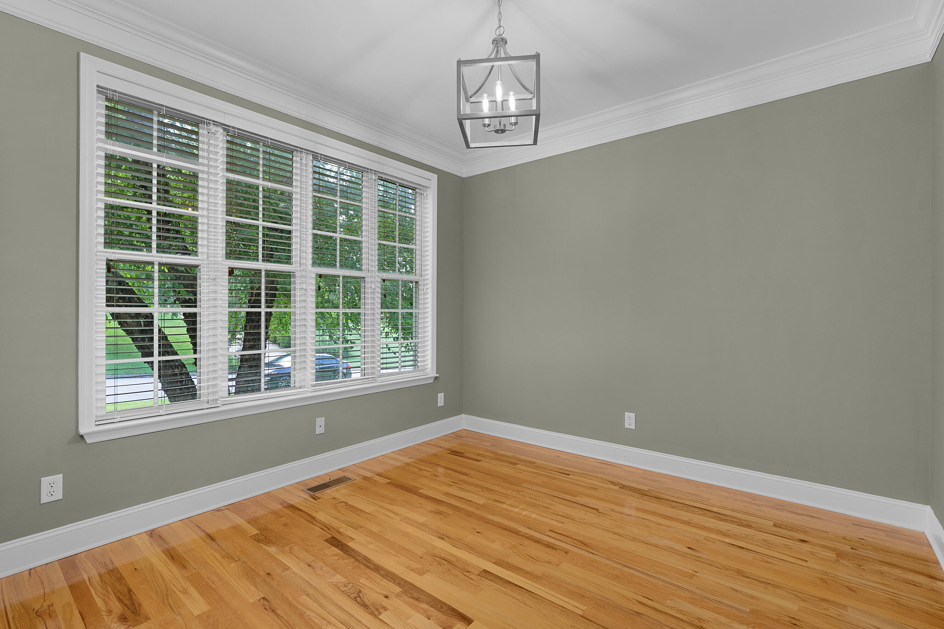 3269 Forest Shadows Drive
