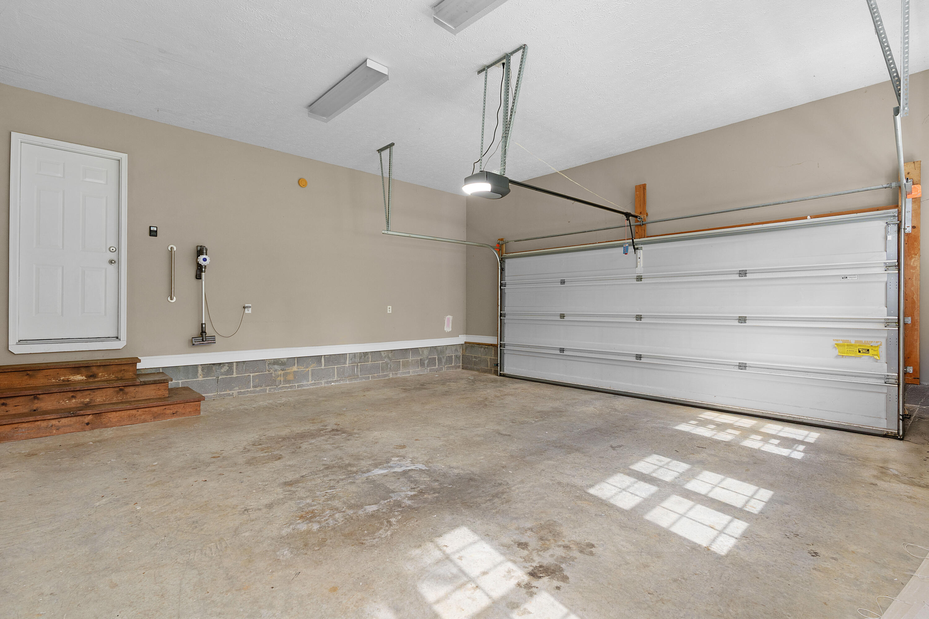 3269 Forest Shadows Drive