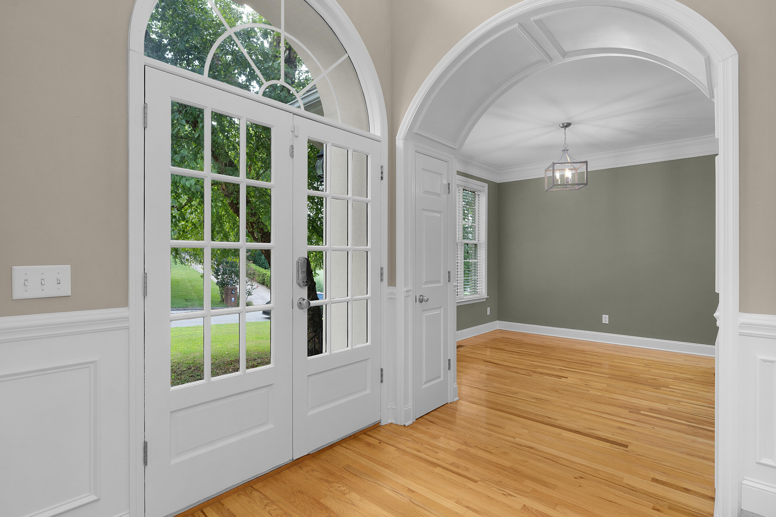 3269 Forest Shadows Drive