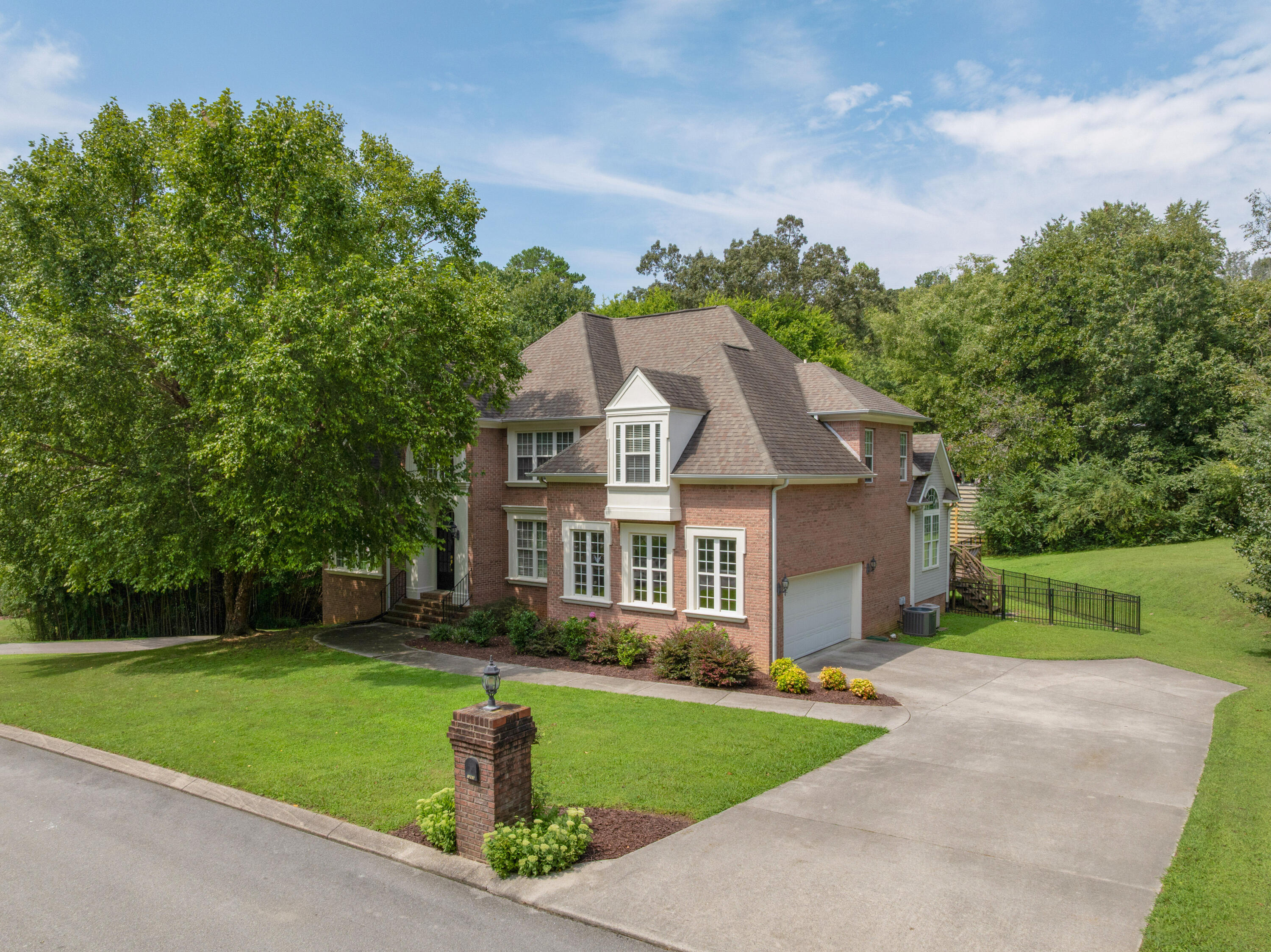 3269 Forest Shadows Drive