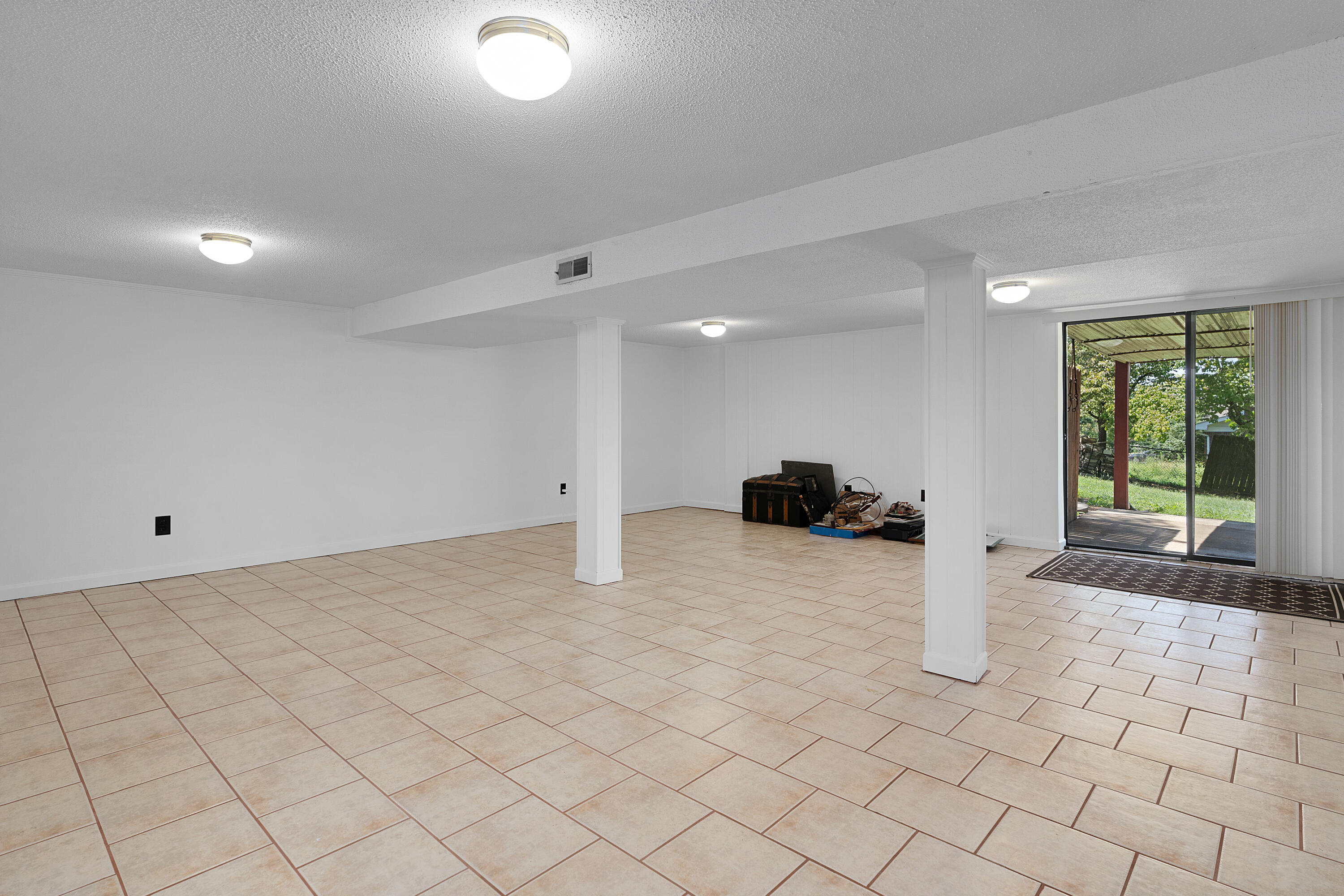 2513 Sharron Drive