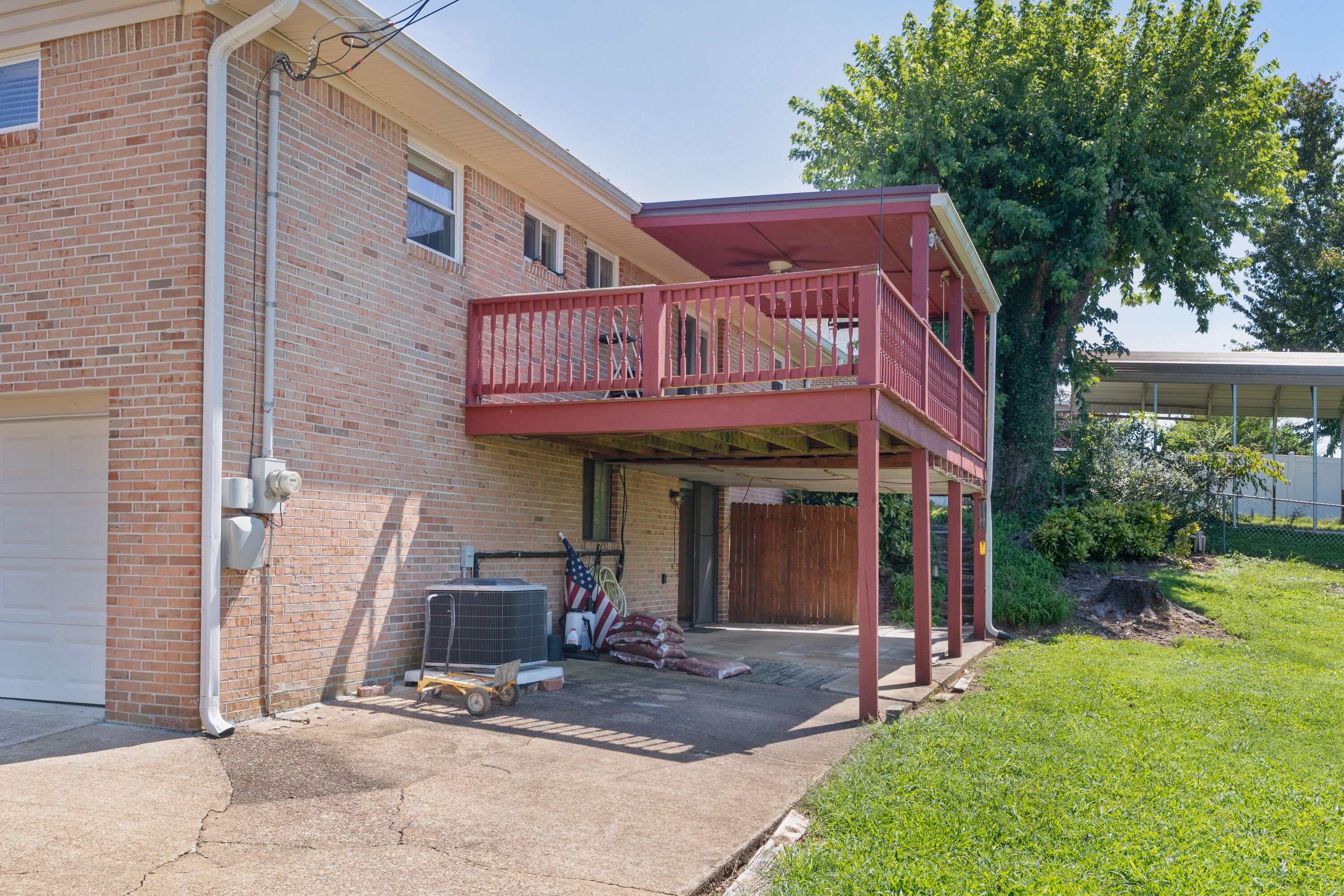 2513 Sharron Drive