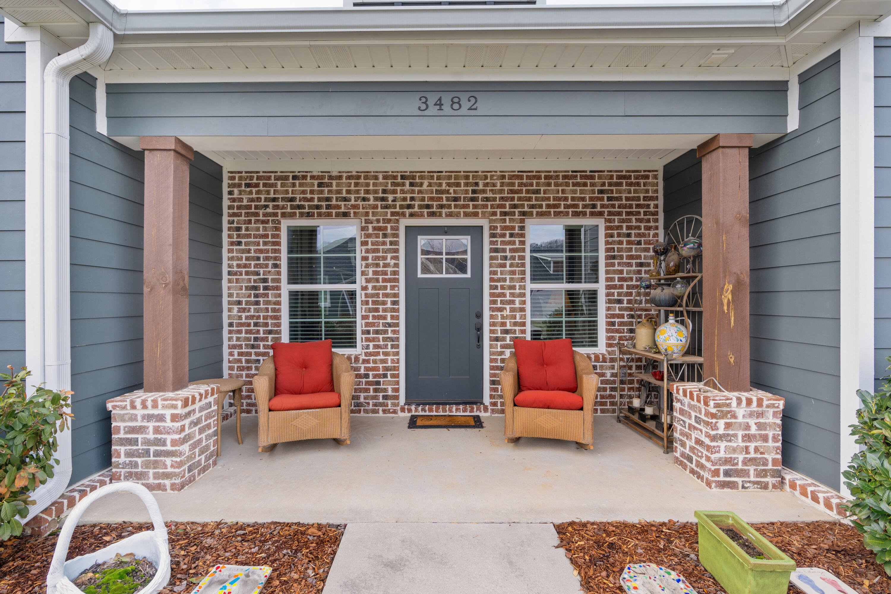 3482 Travertine Lane
